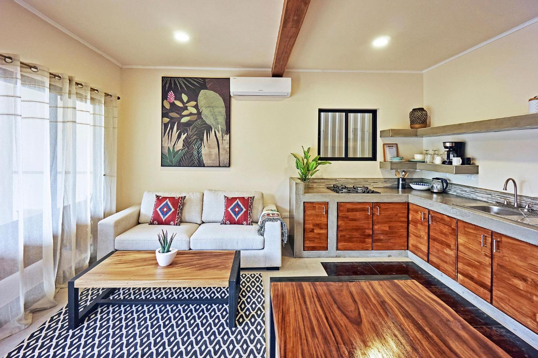 CWAVE APARTMENTS