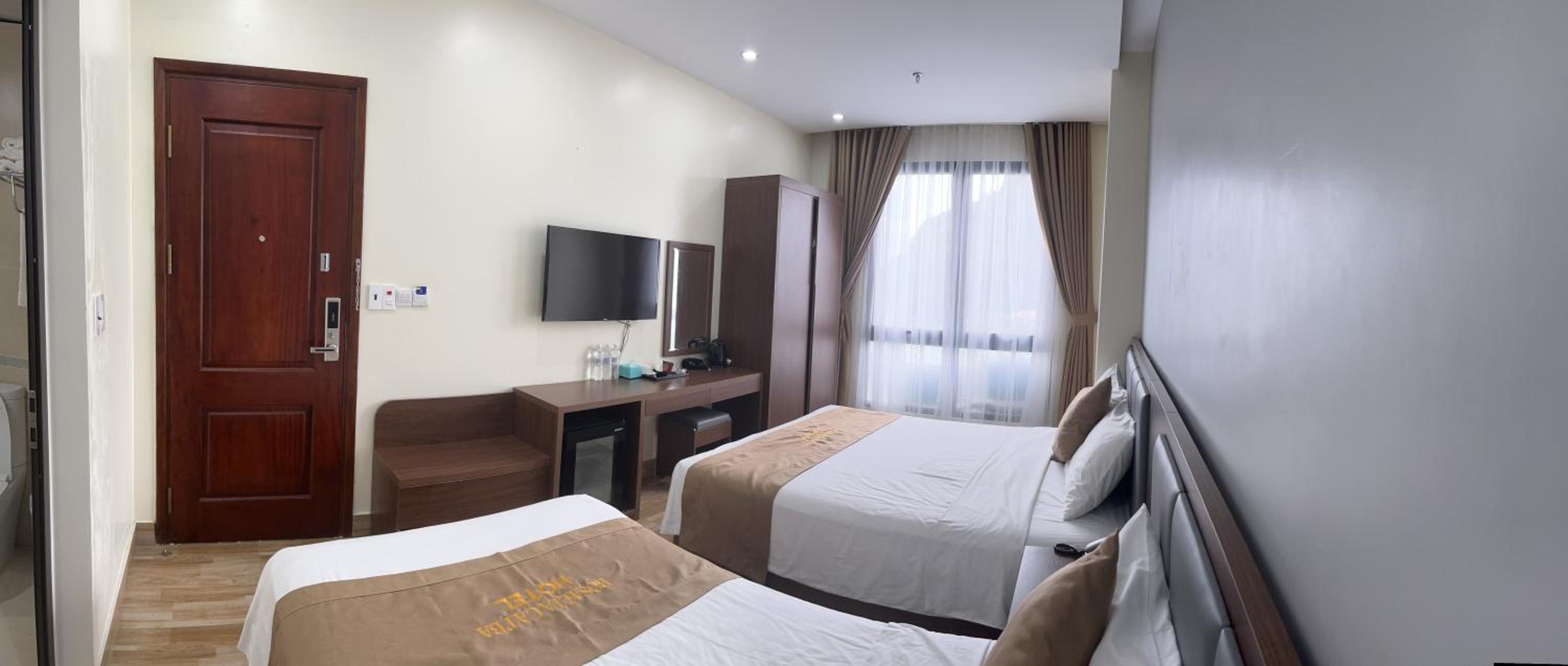 CAT BA ROSALIA HOTEL