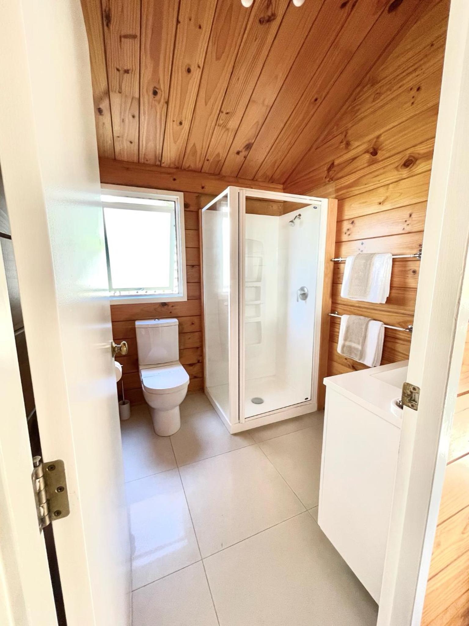 Tatahi Lodge Beach Resort