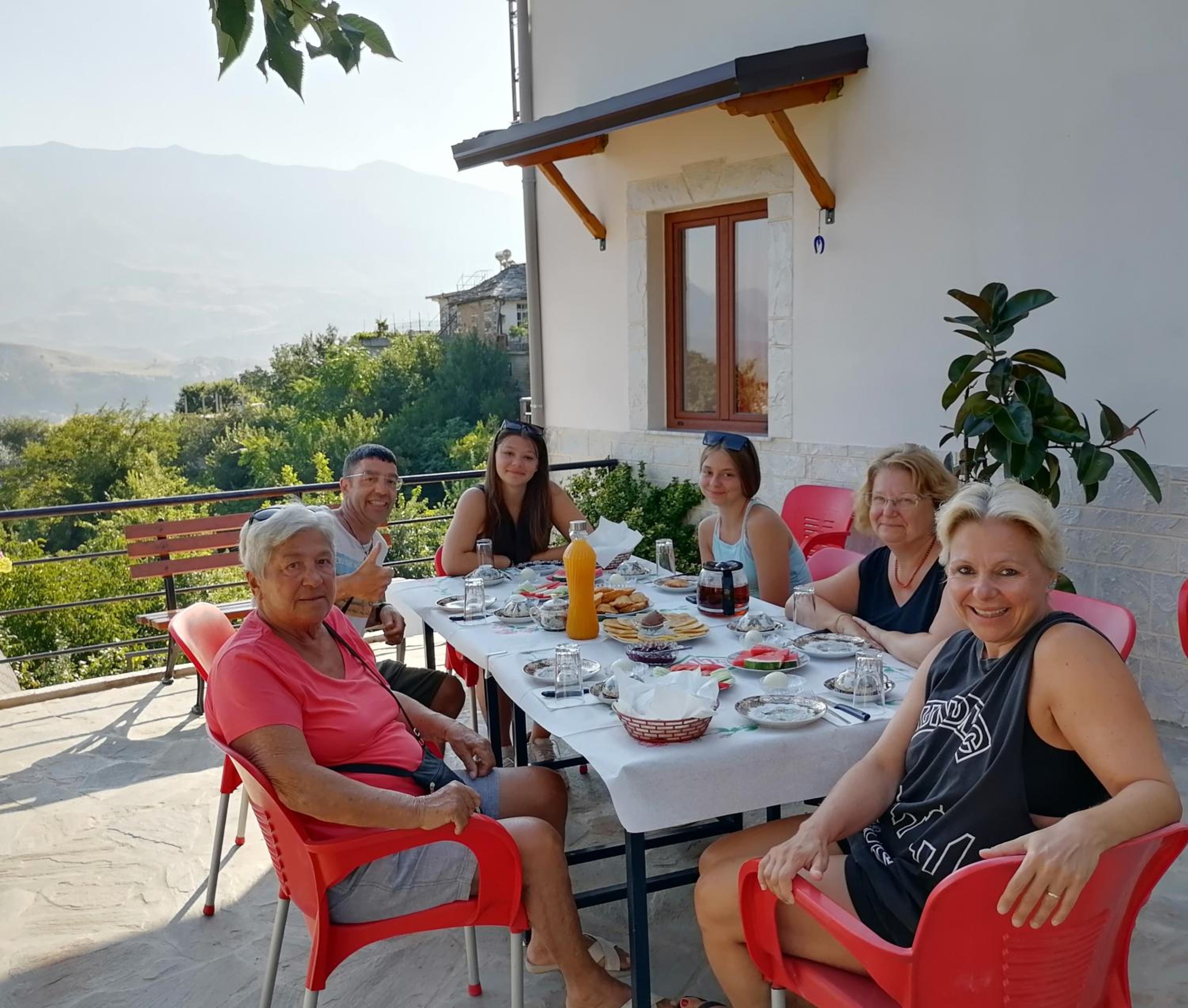 Bixhaku GuestHouse
