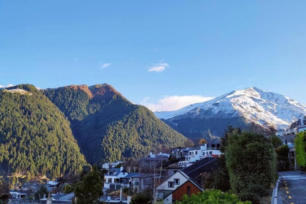 Awesome Studio - Amazing Mountain & Lake Views view 2