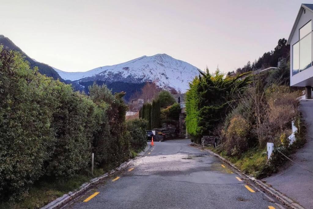 Awesome Studio - Amazing Mountain & Lake Views view 4