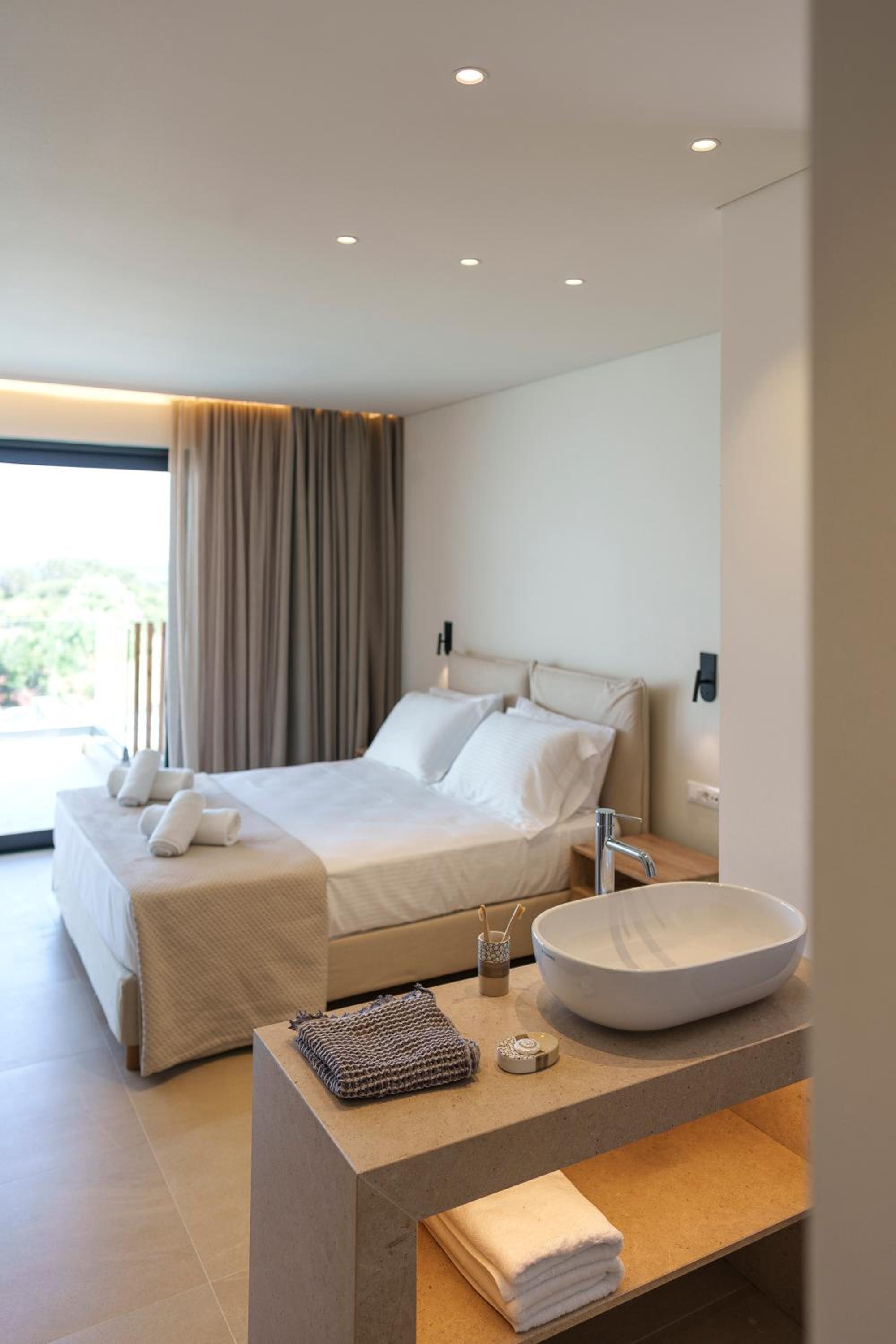 Photo 80