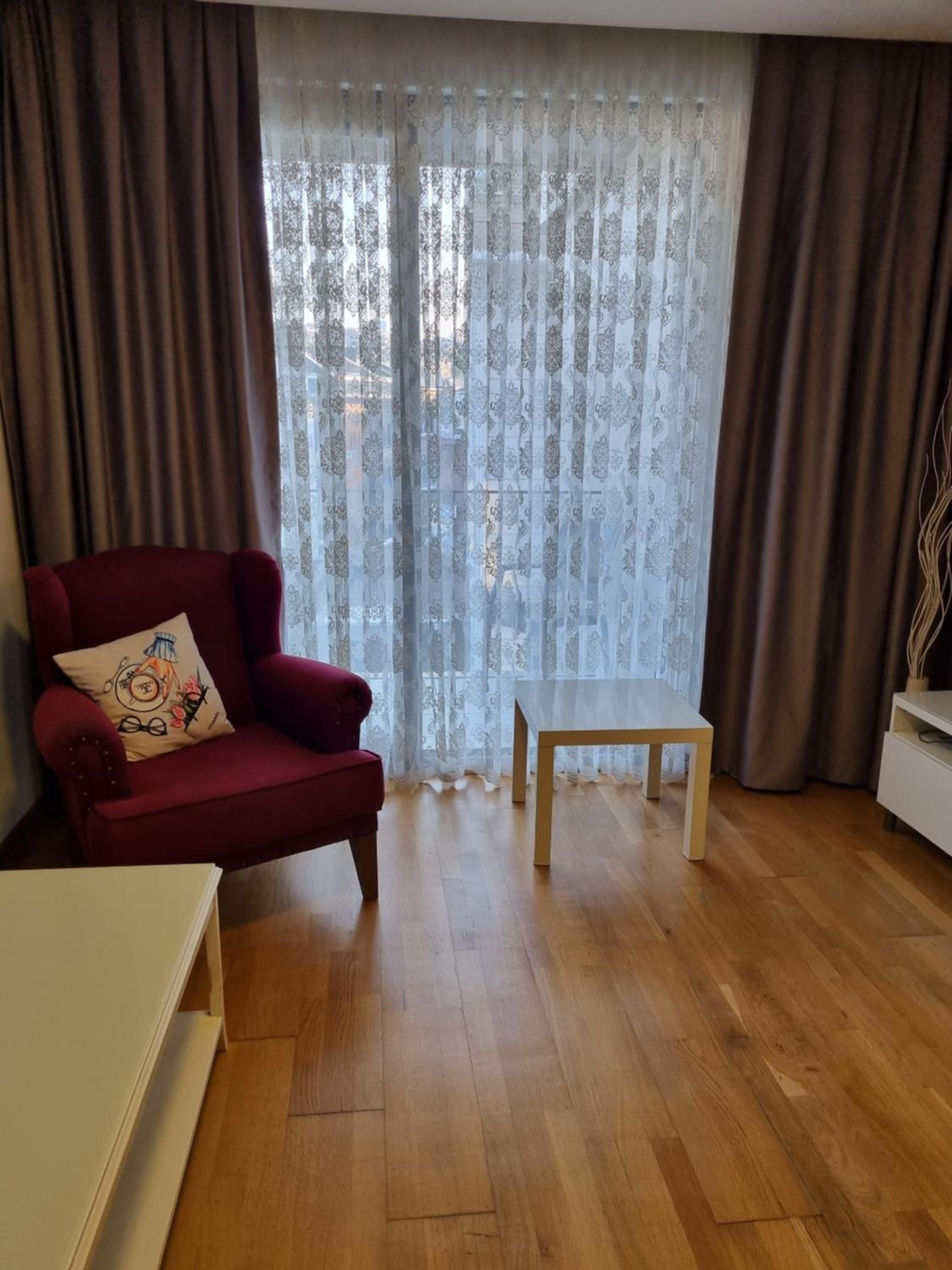 Taksim apartment with pool