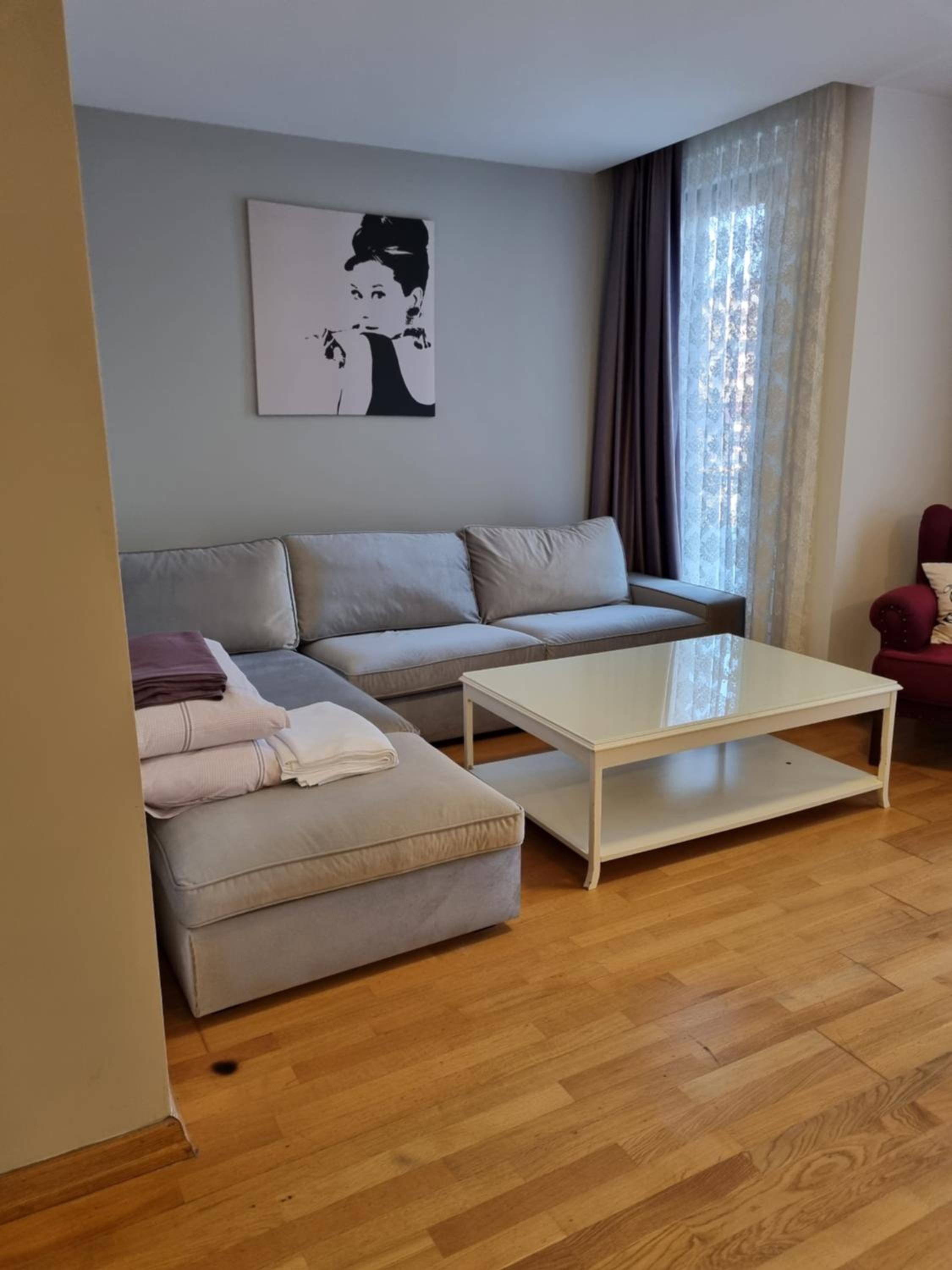 Taksim apartment with pool