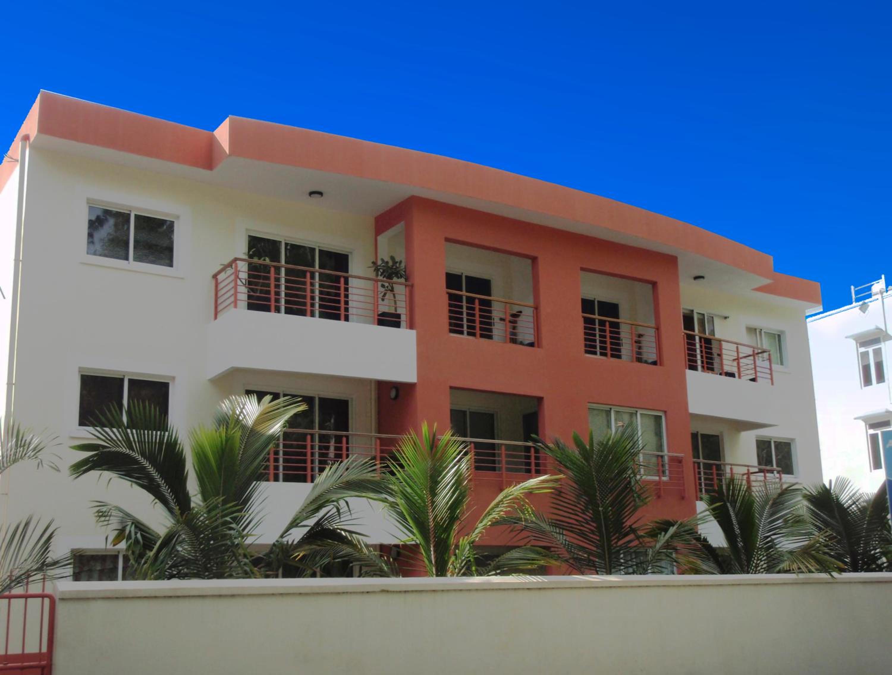 Lovely beachfront boutique apartment view 4