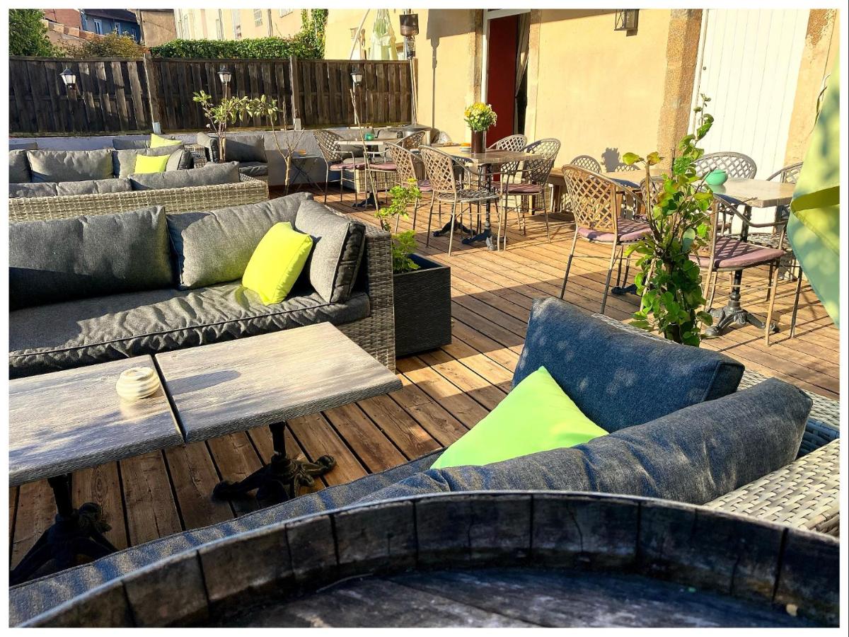 outdoor BBQ area