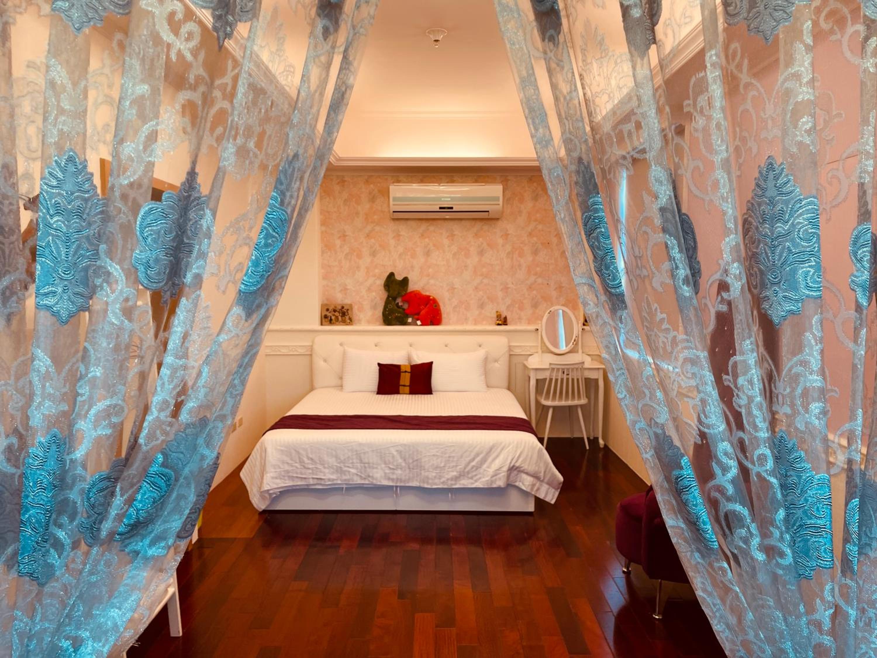 Emaly Homestay