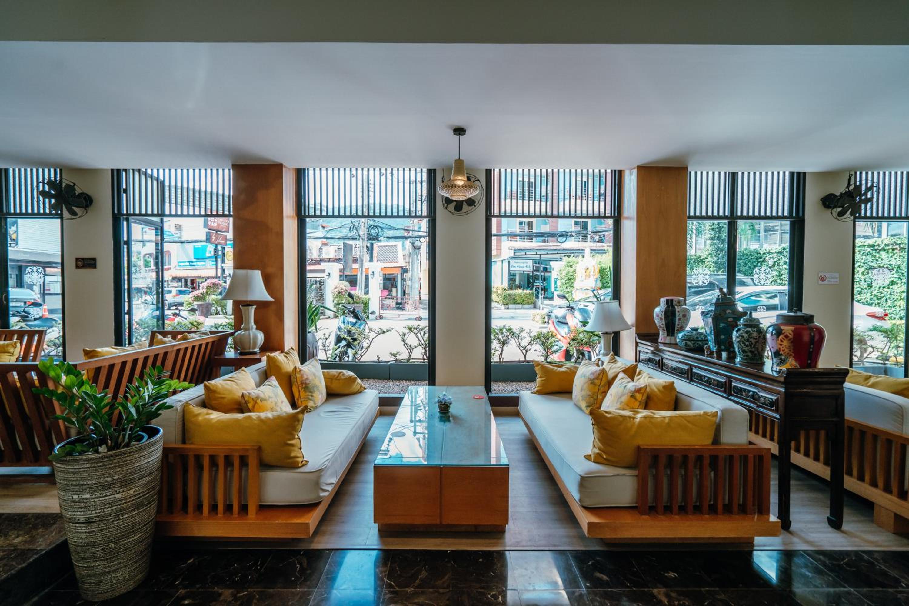 lounge