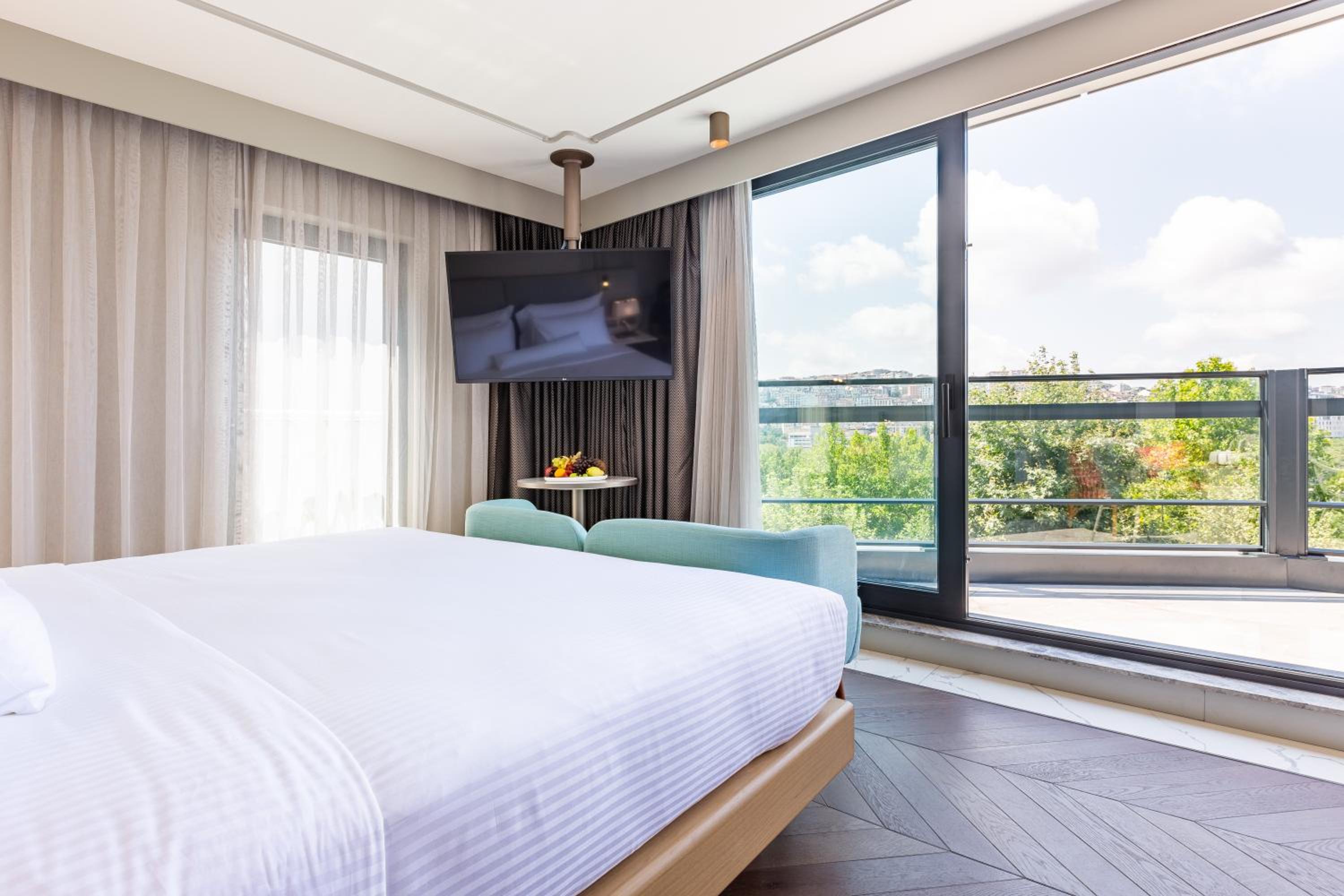 Stayso The House Otel - Image 20