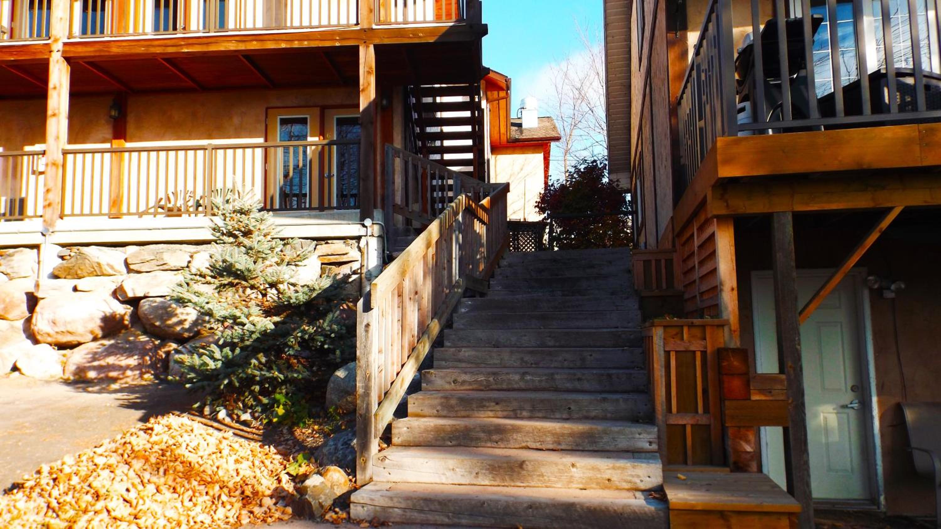 Timberland Inn