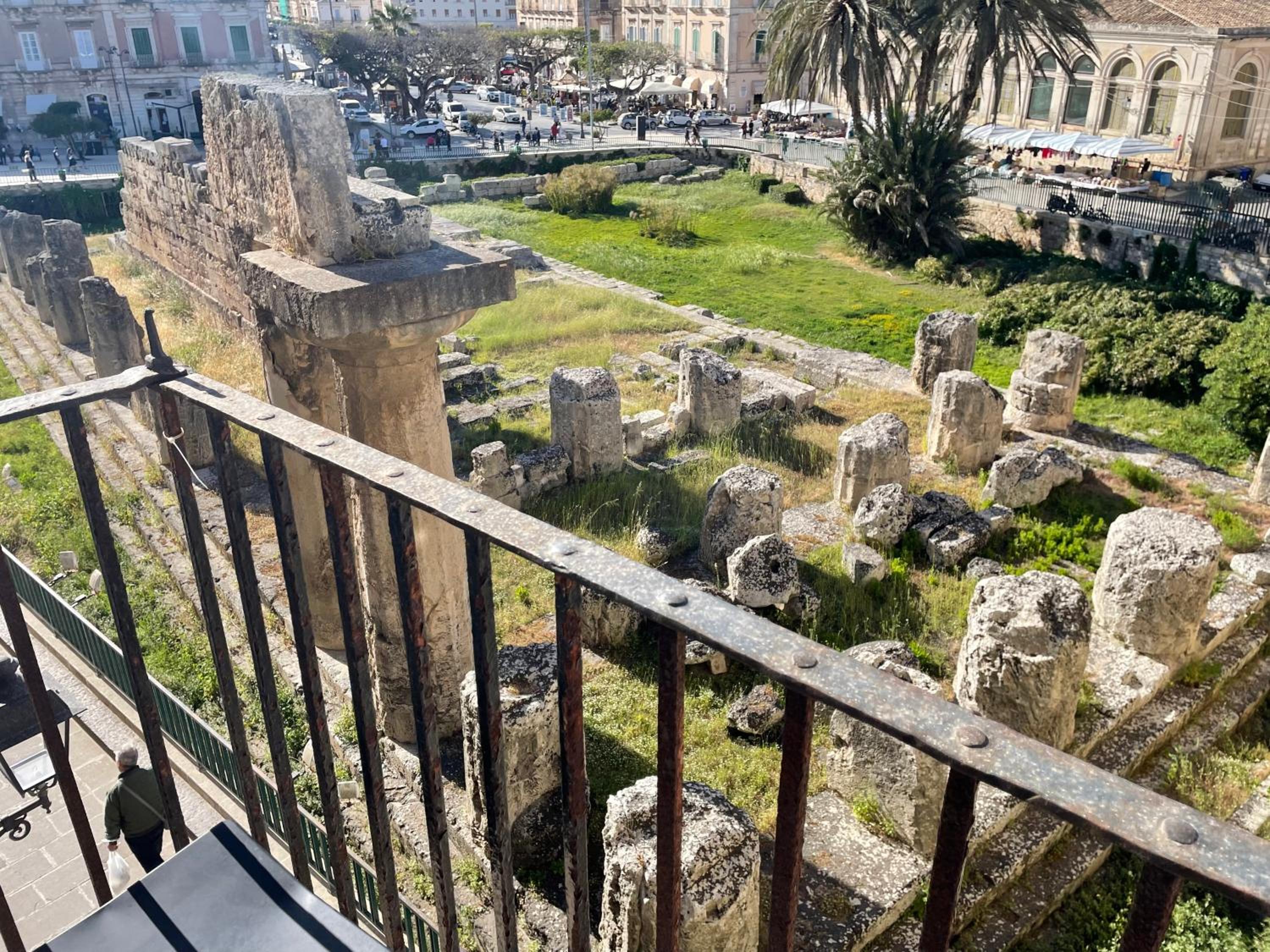 KLEOMENE tempio di Apollo, fotografia 4