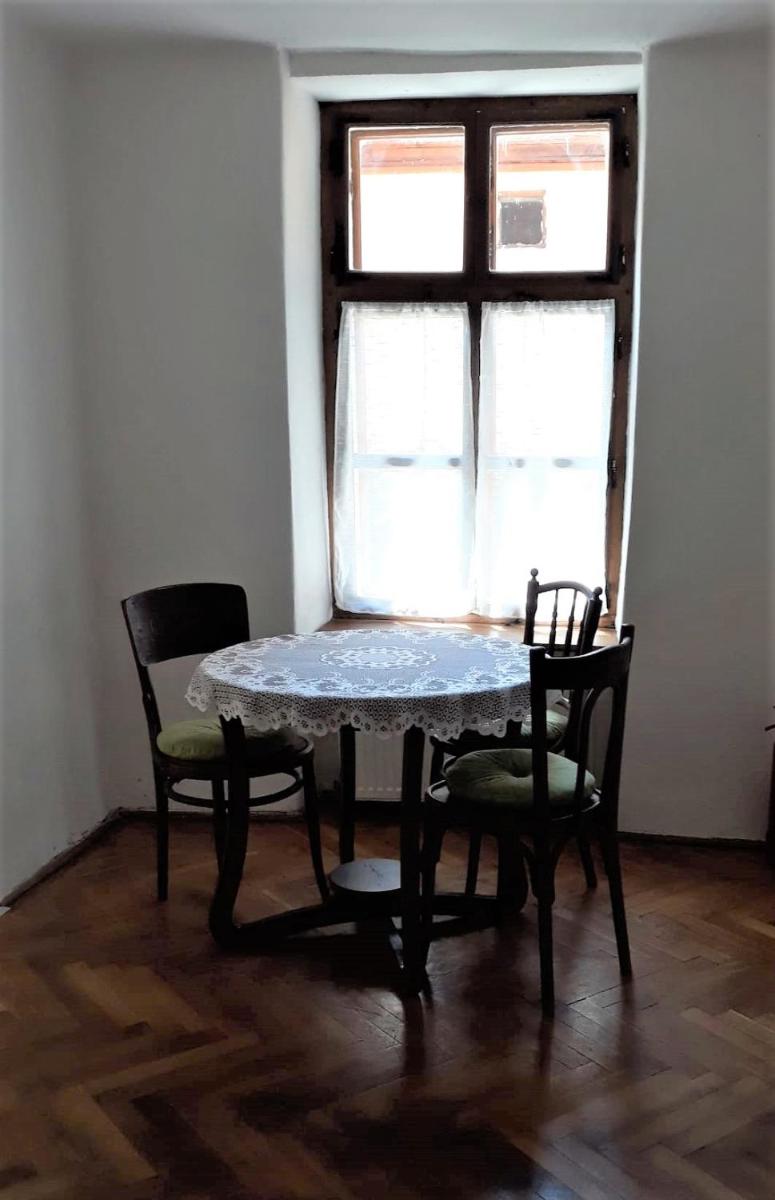Photo 33