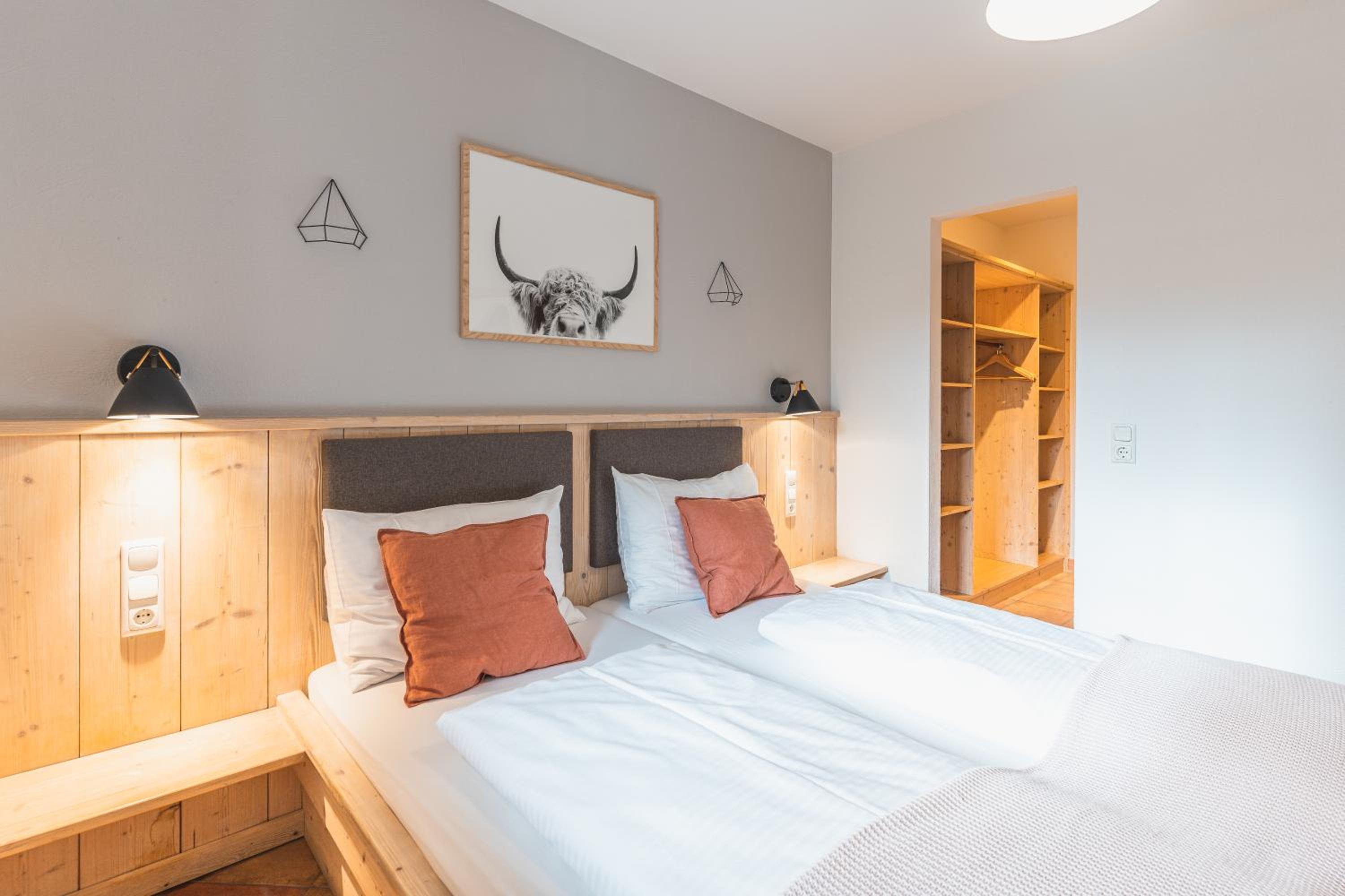 Dorfchalets & Apartments - in Kaprun centre including FREE entry Tauern Spa and Summer Card