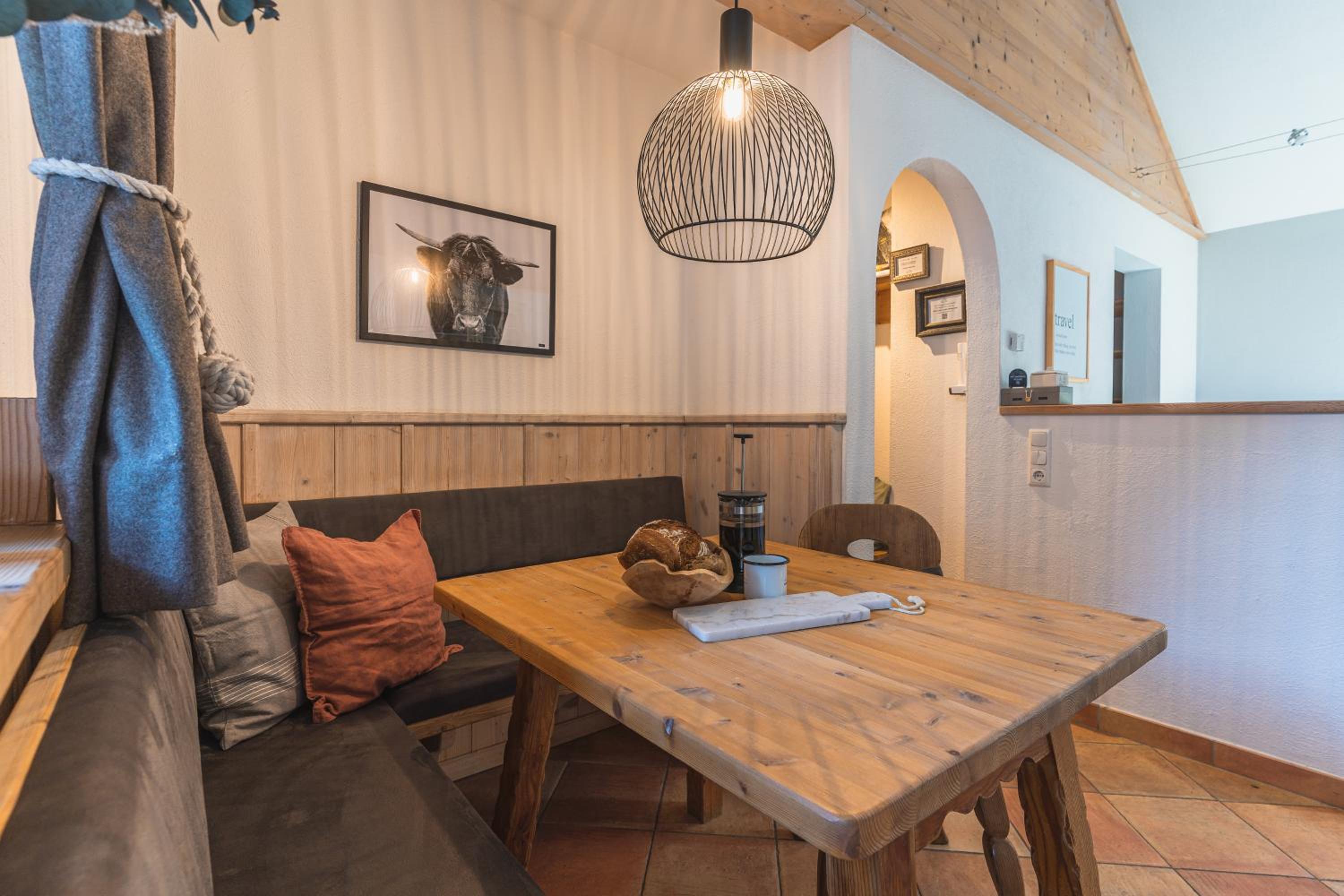 Dorfchalets & Apartments - in Kaprun centre including FREE entry Tauern Spa and Summer Card