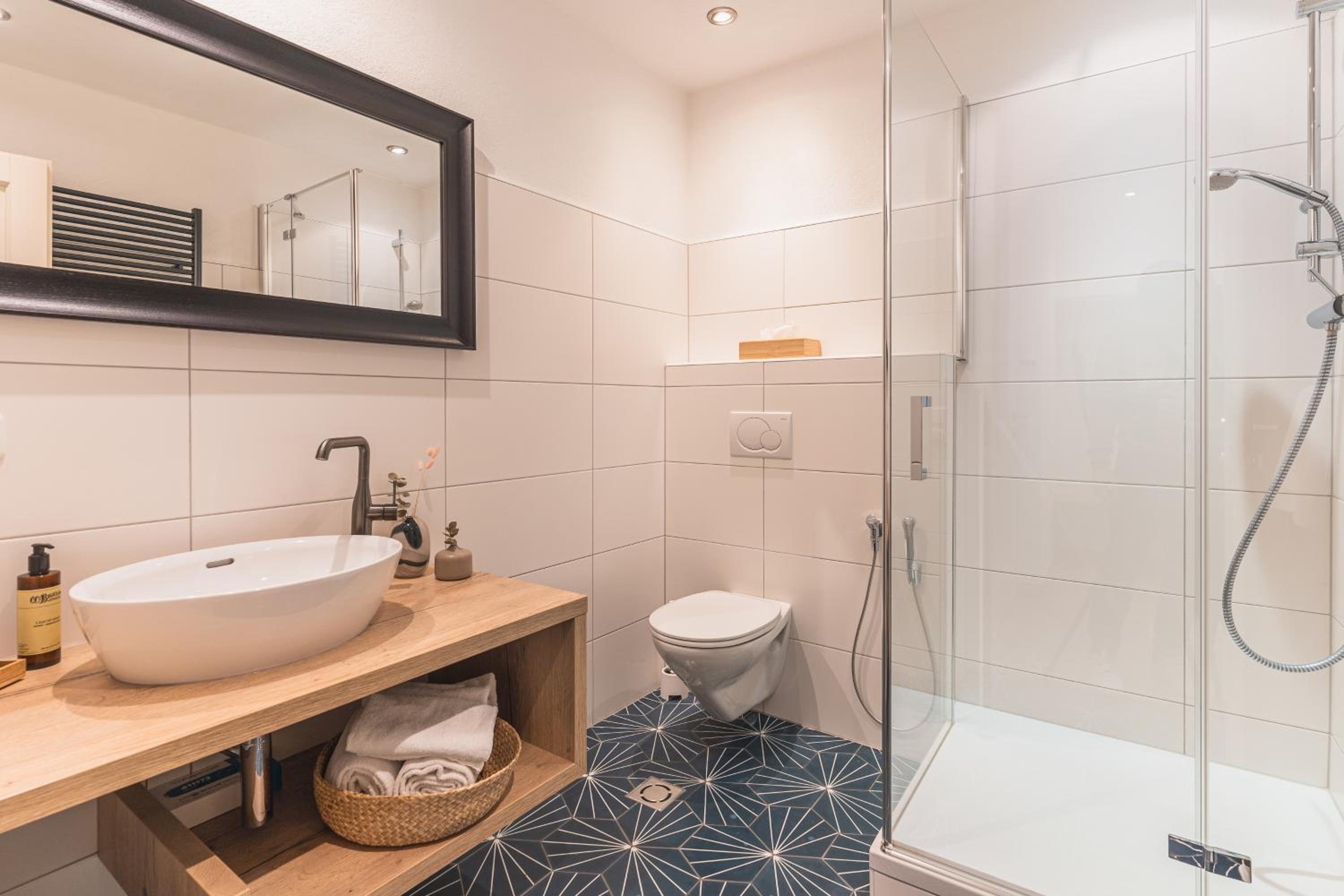 Dorfchalets & Apartments - in Kaprun centre including FREE entry Tauern Spa and Summer Card