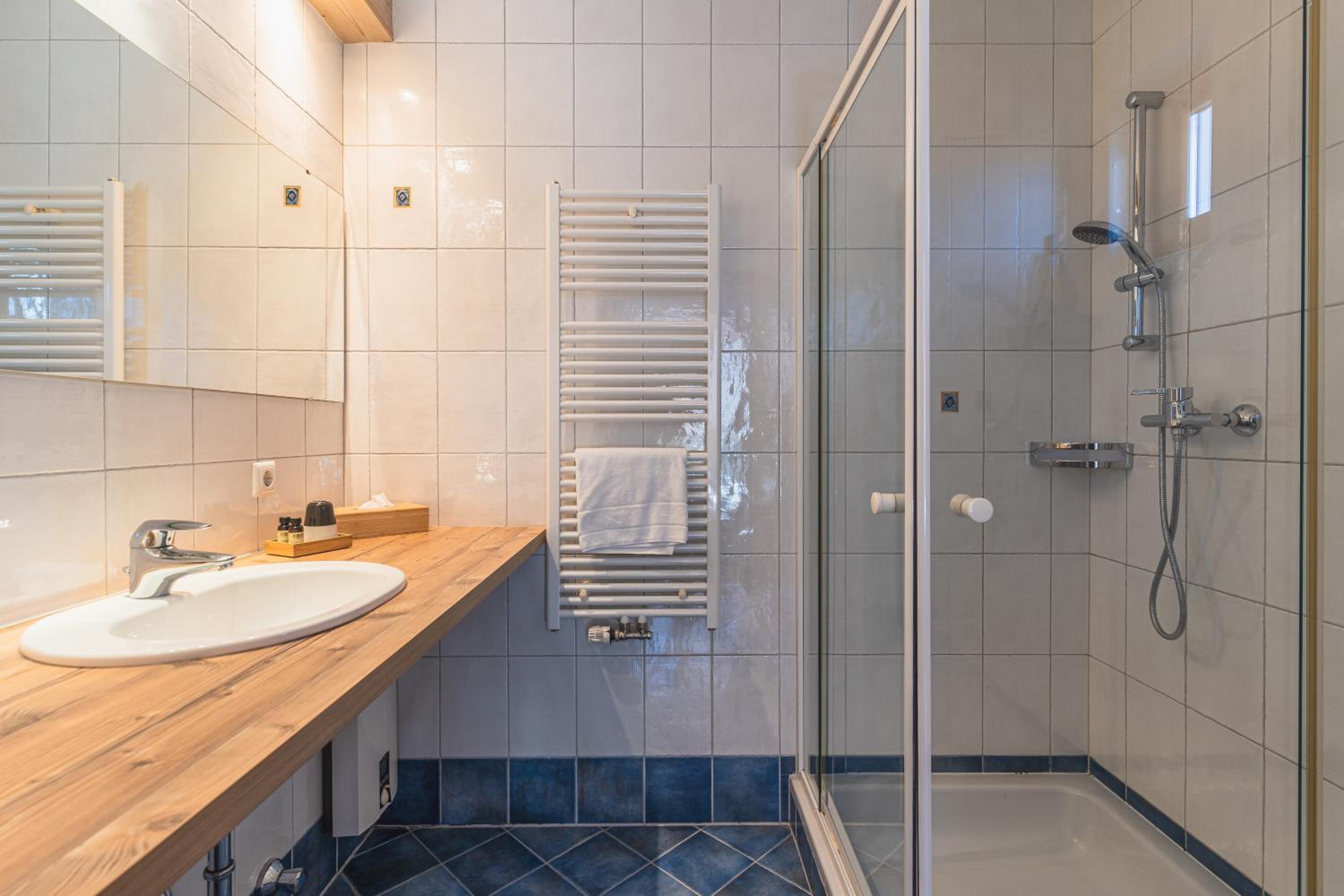 Dorfchalets & Apartments - in Kaprun centre including FREE entry Tauern Spa and Summer Card