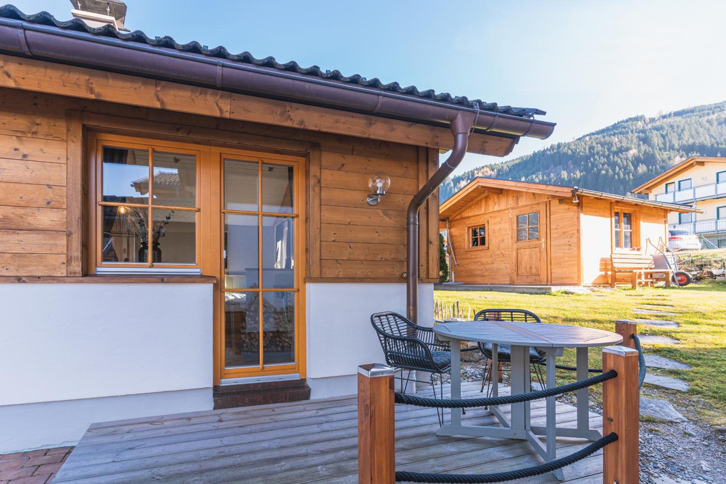 Dorfchalets & Apartments - in Kaprun centre including FREE entry Tauern Spa and Summer Card