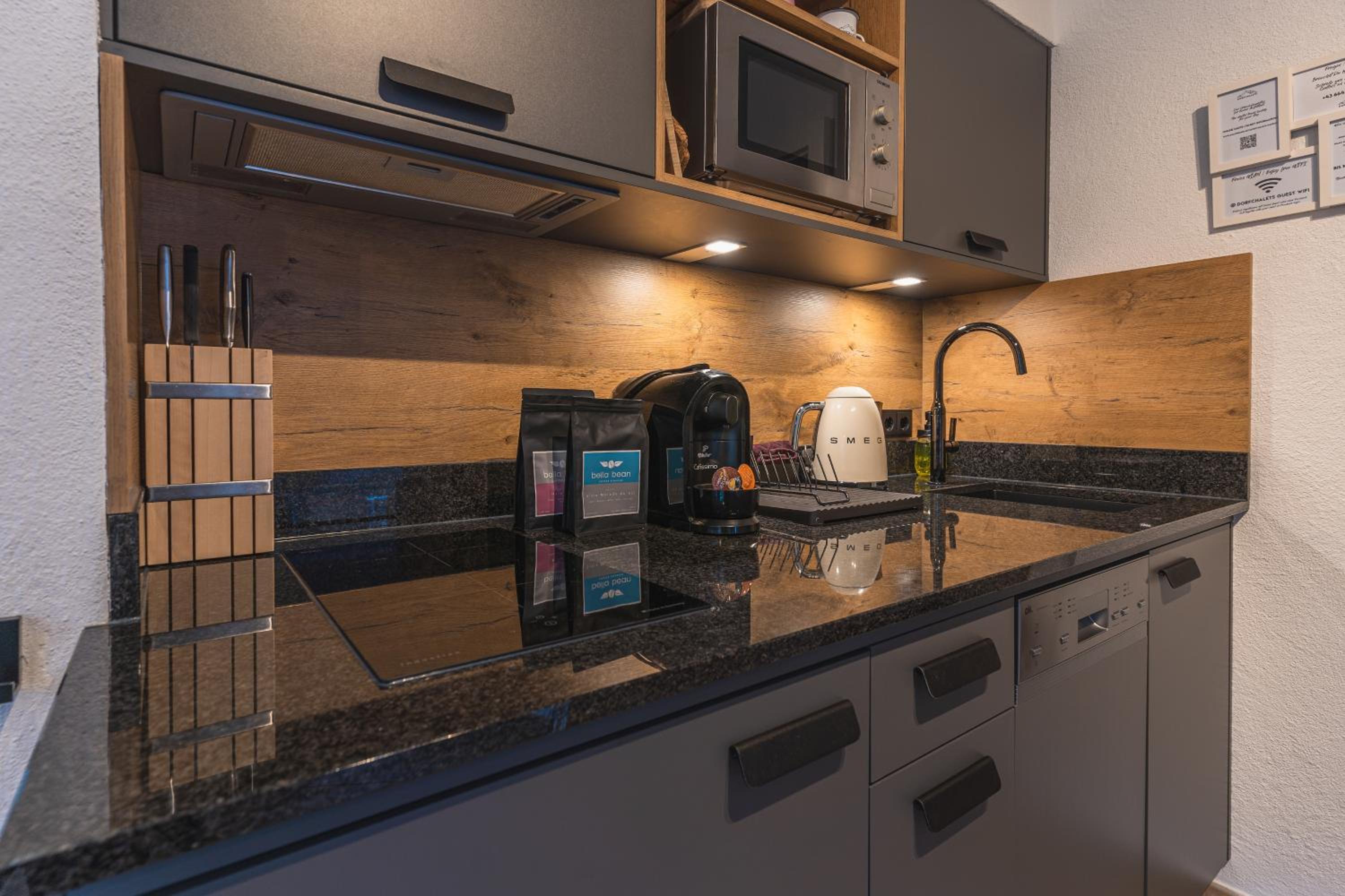 Dorfchalets & Apartments - in Kaprun centre including FREE entry Tauern Spa and Summer Card