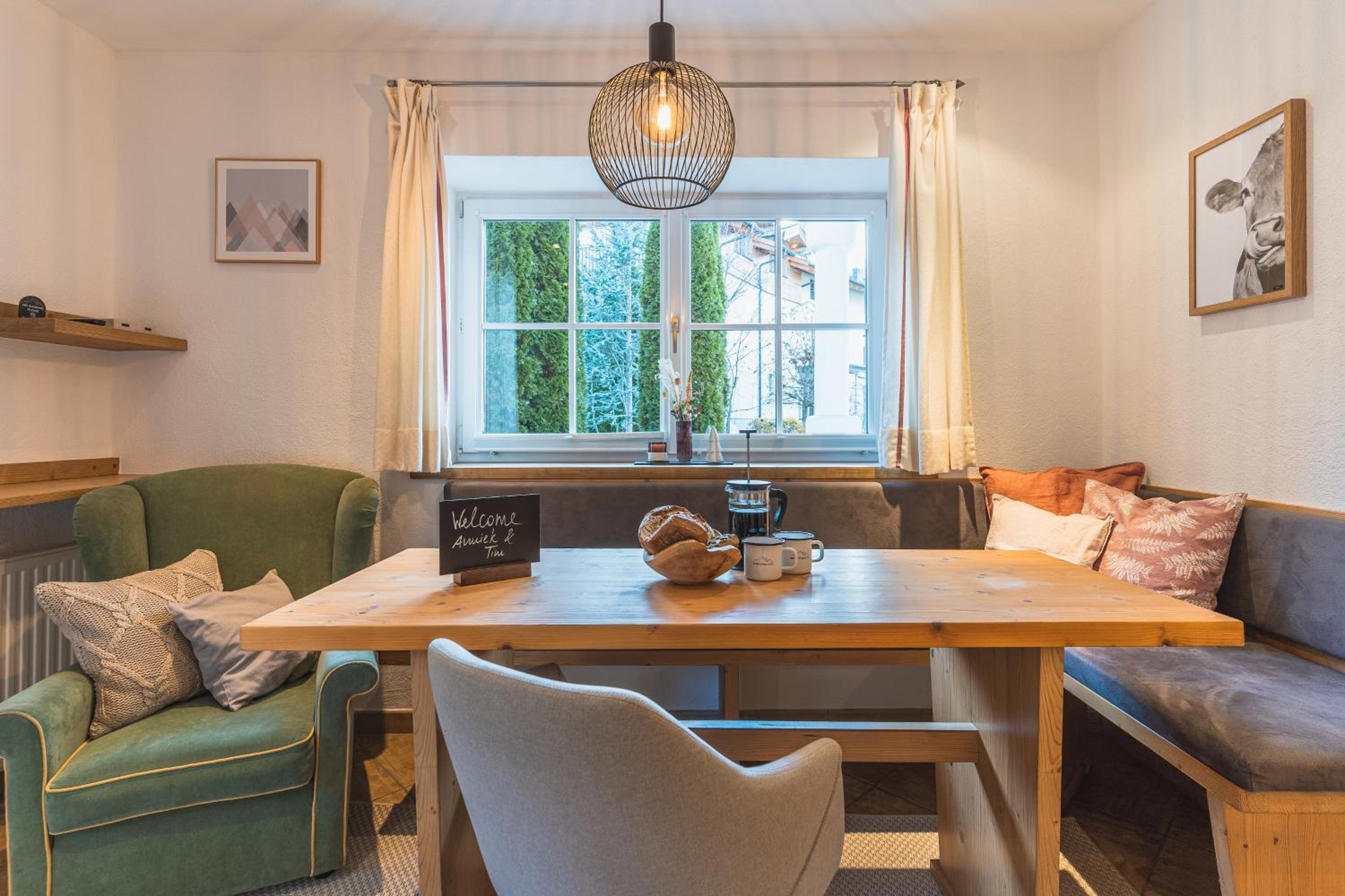 Dorfchalets & Apartments - in Kaprun centre including FREE entry Tauern Spa and Summer Card