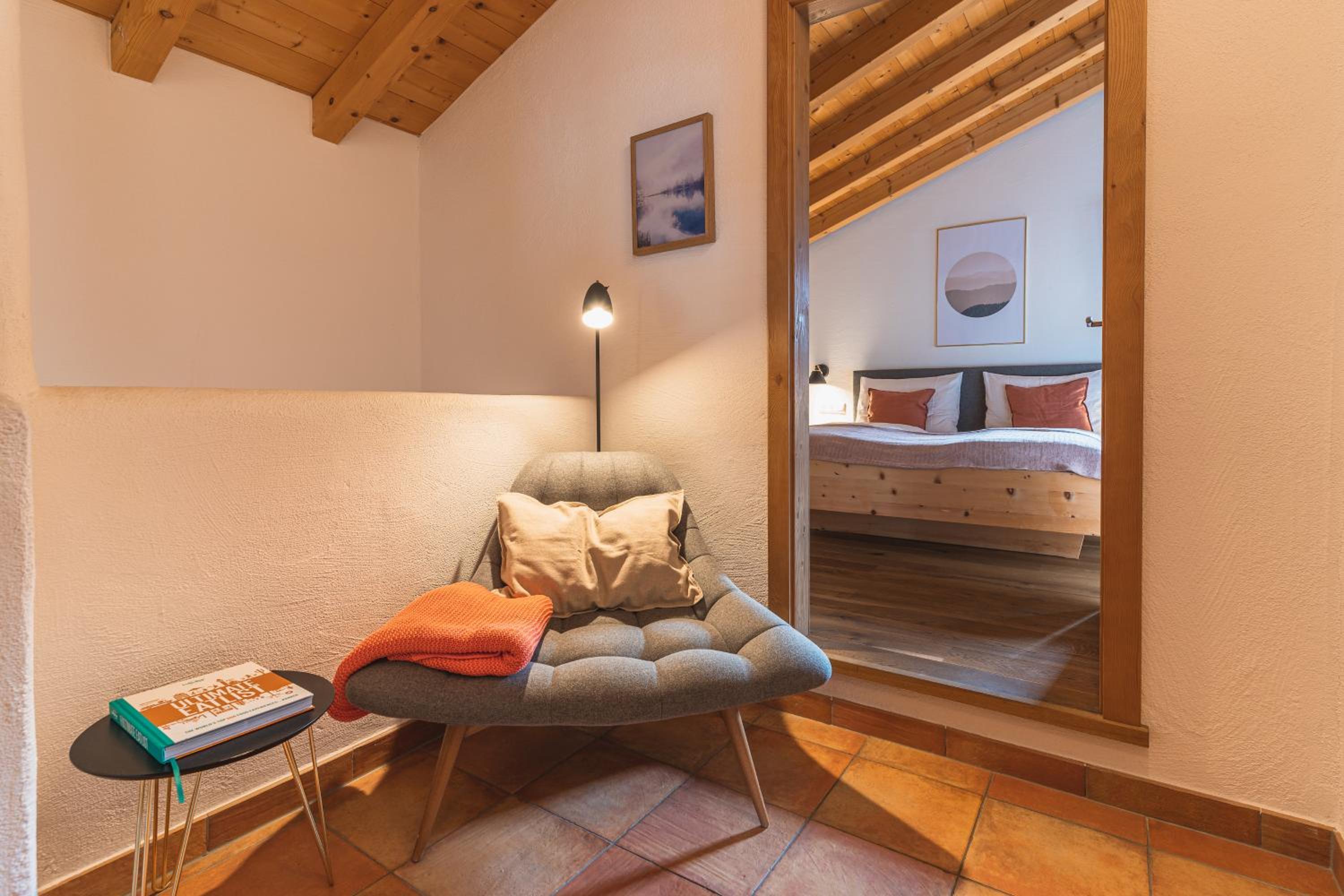 Dorfchalets & Apartments - in Kaprun centre including FREE entry Tauern Spa and Summer Card