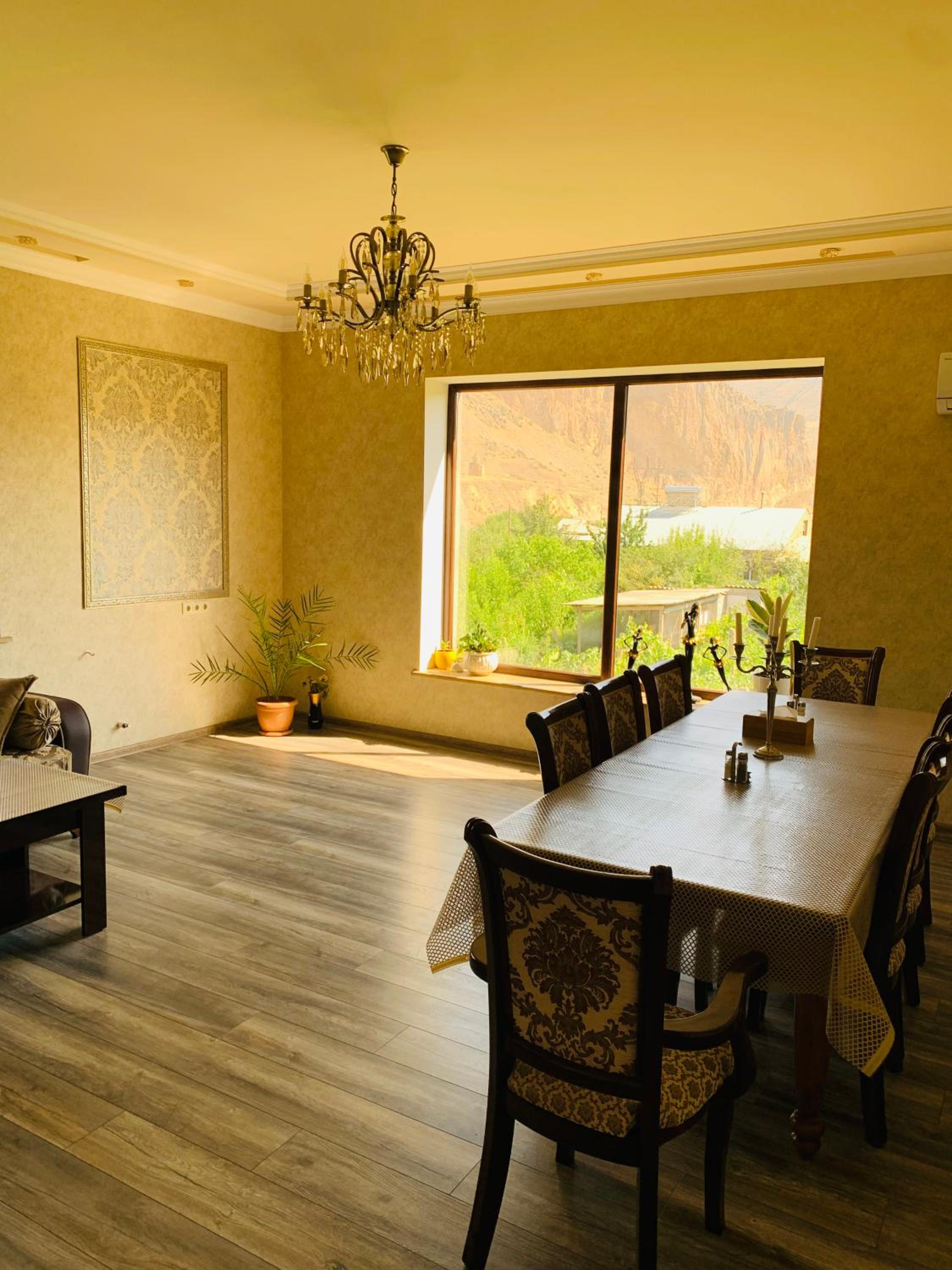 Siran Guest House