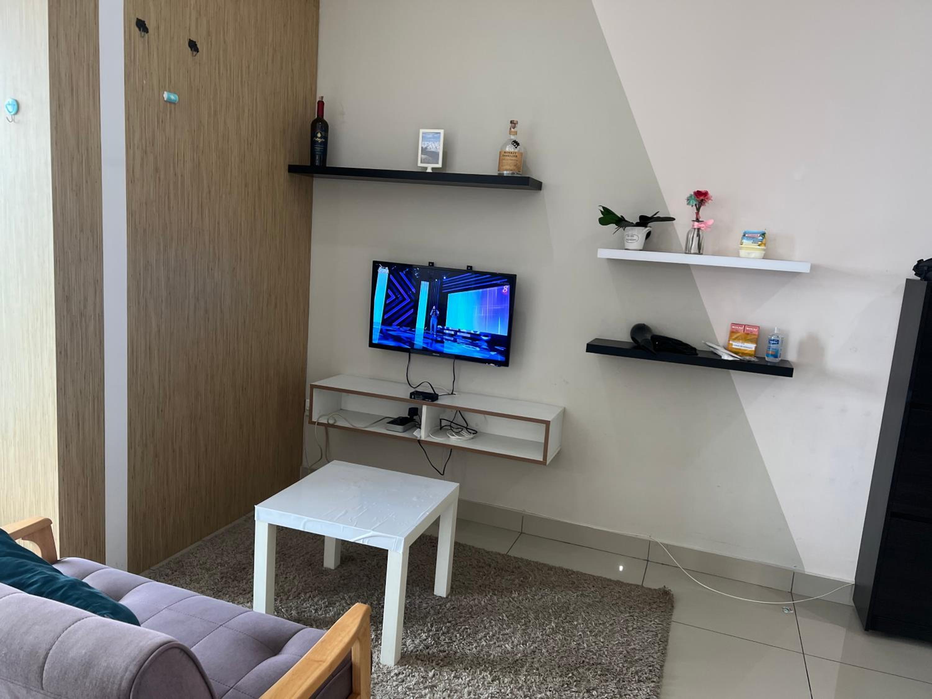 19-JY Sweet Homestay Studio High Floor at PALAZIO Mount Austin