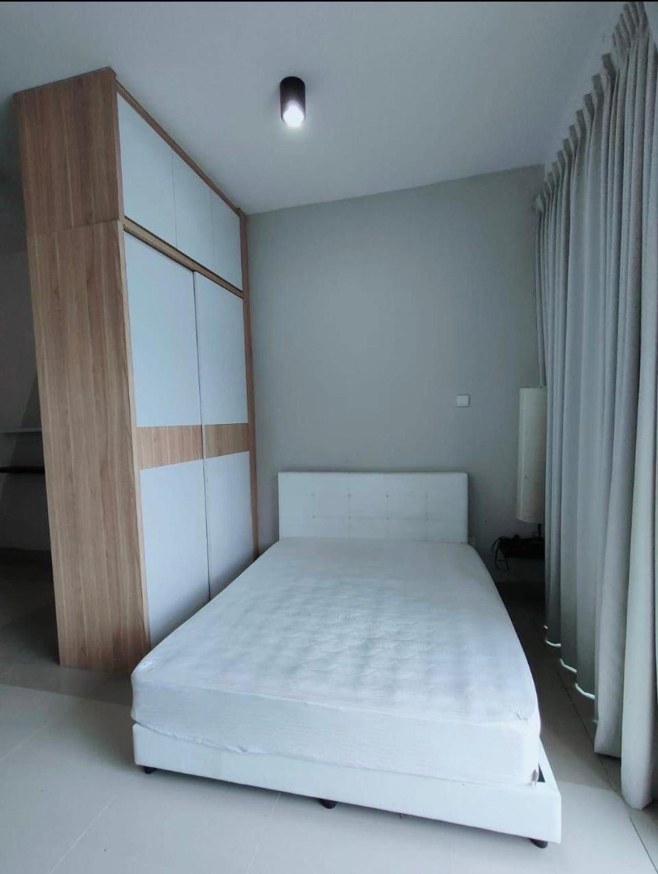19-JY Sweet Homestay Studio High Floor at PALAZIO Mount Austin