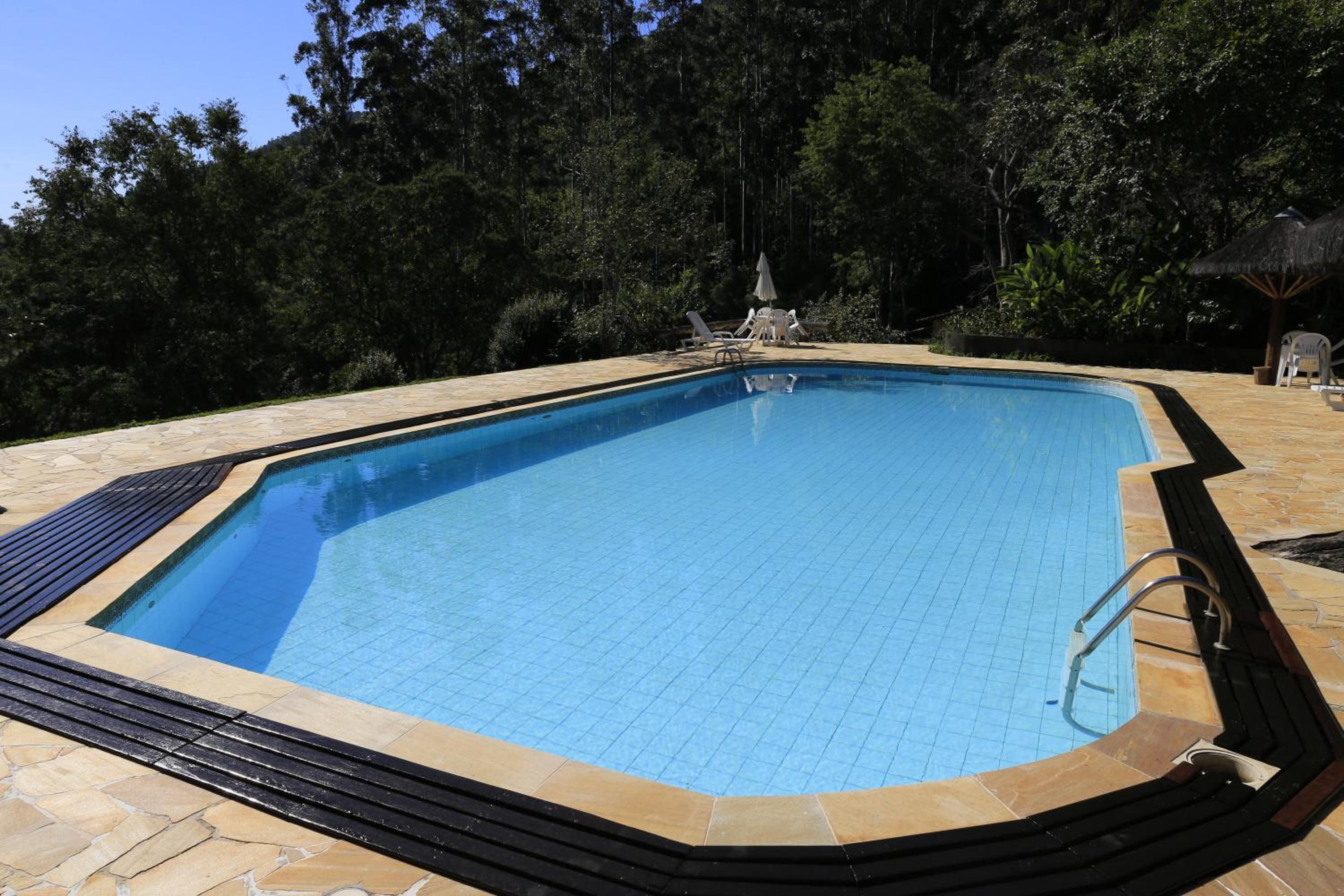 Auberge Suisse Pousada
