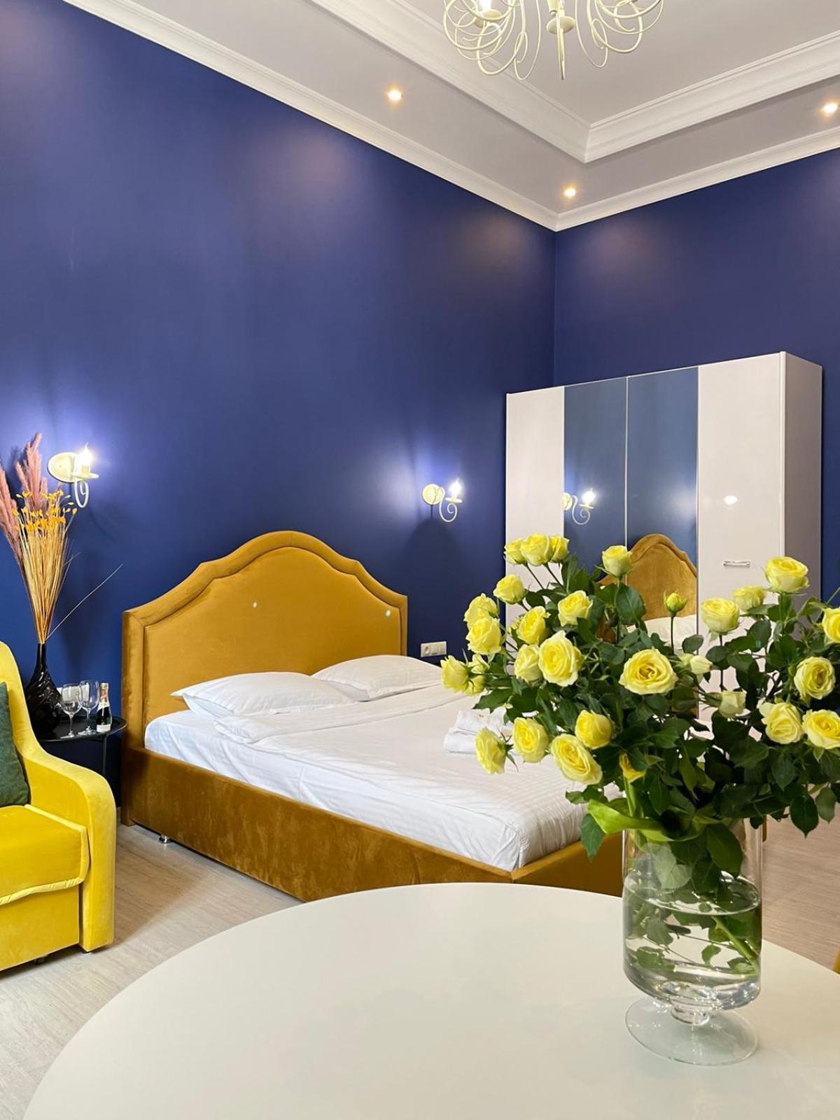 Royal apartment on Slovatskogo 8