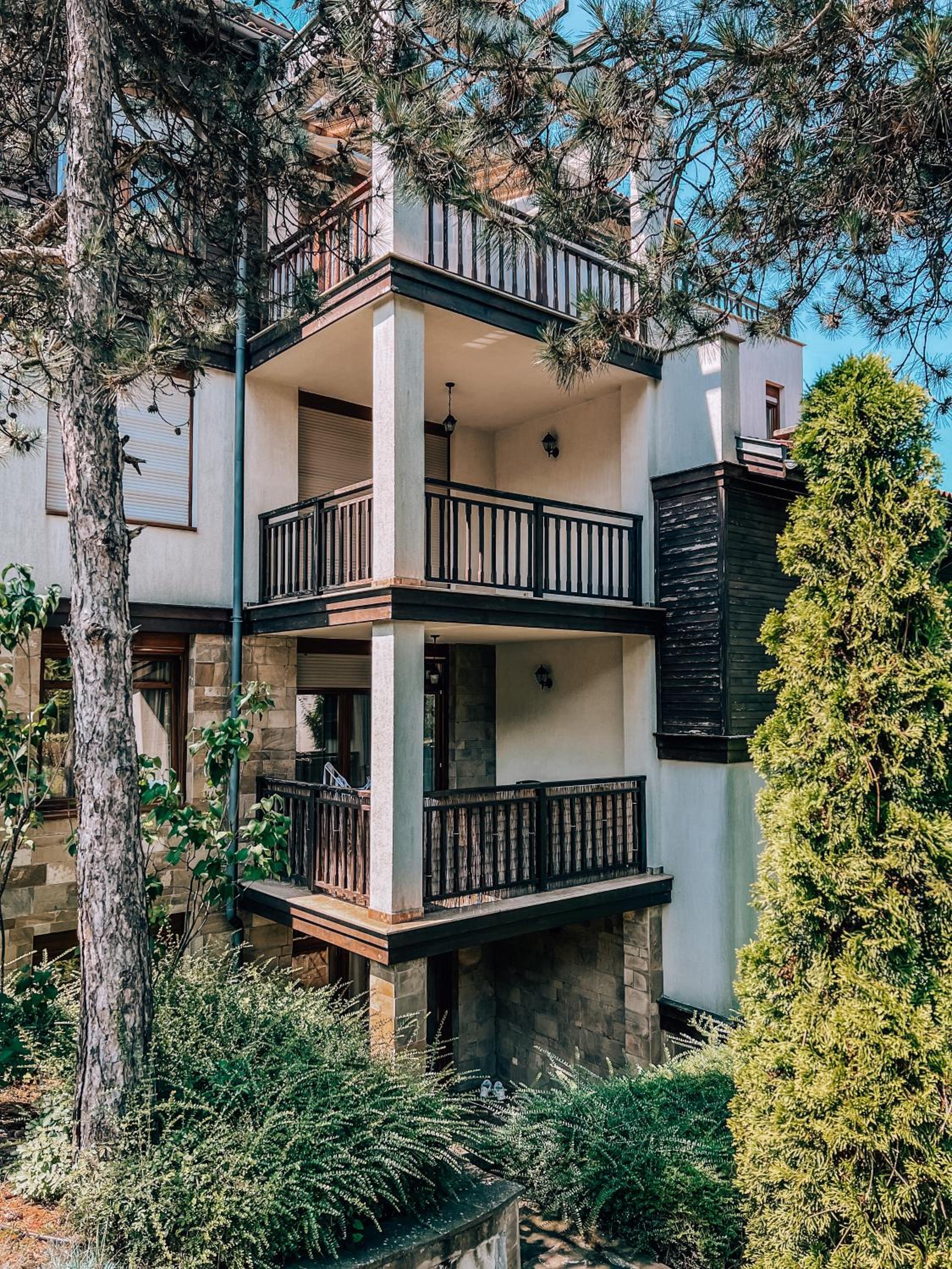 Garden Apartments in Santa Marina village