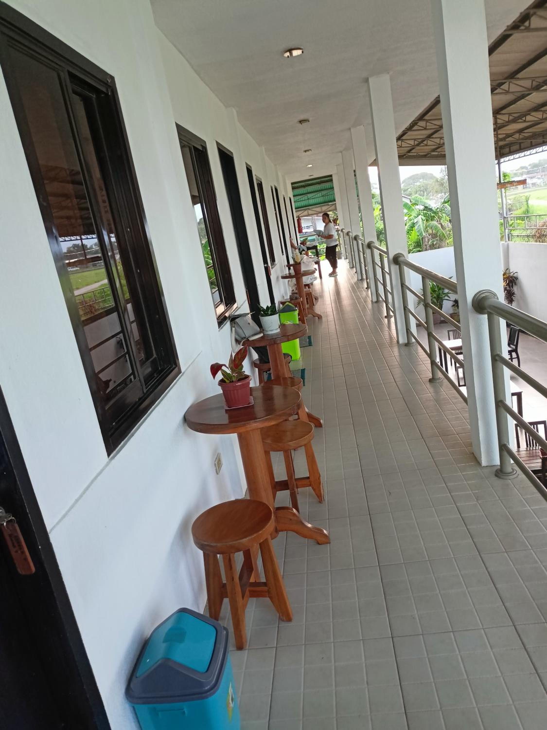 RedDoorz at Buena's Pension Palawan view 5
