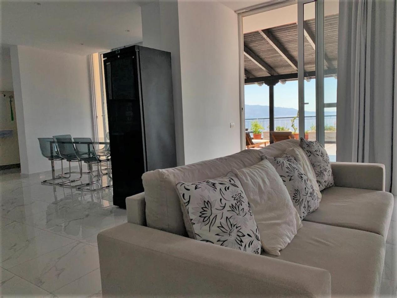 Orange sea view Penthouse