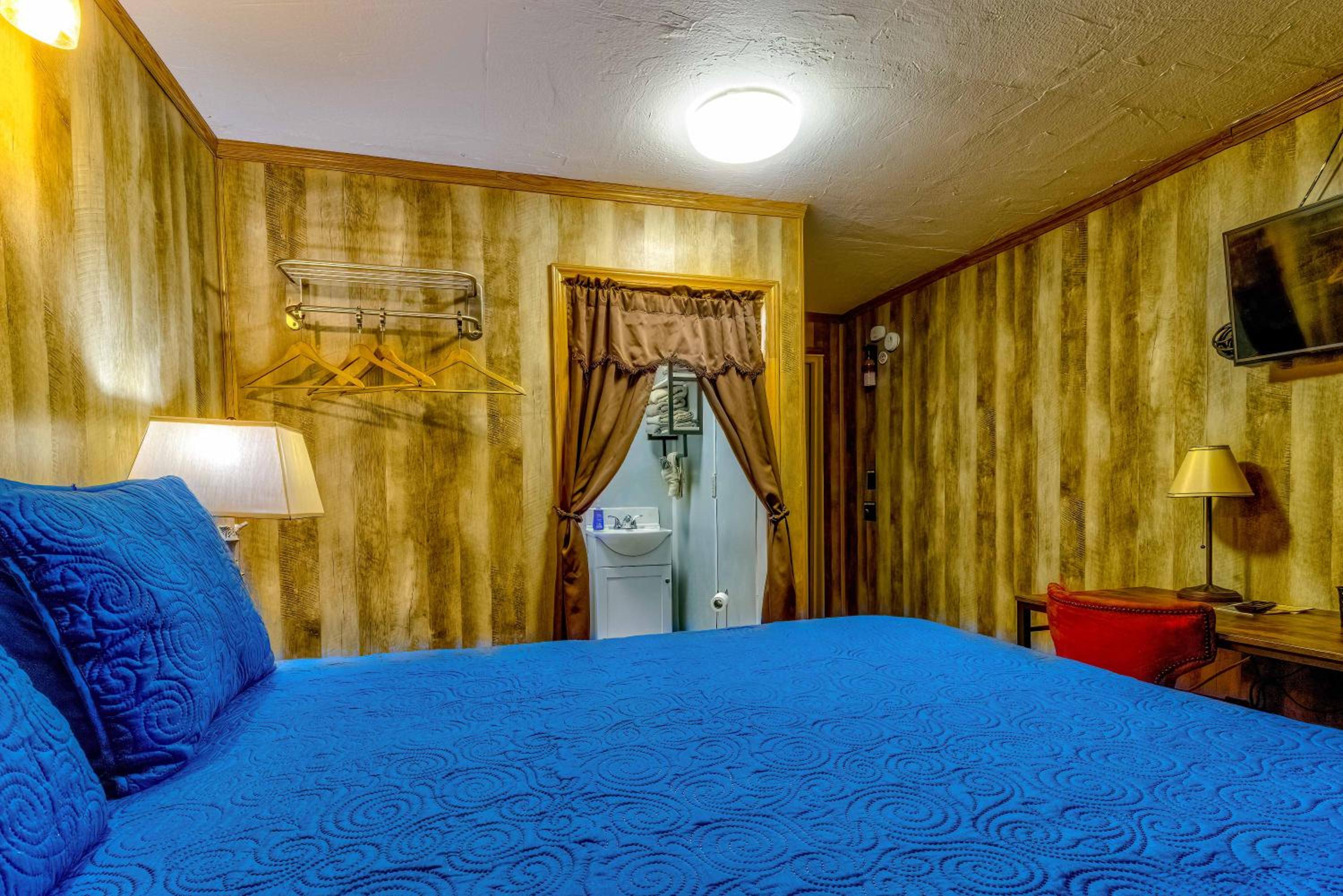 Panther Creek Cabins