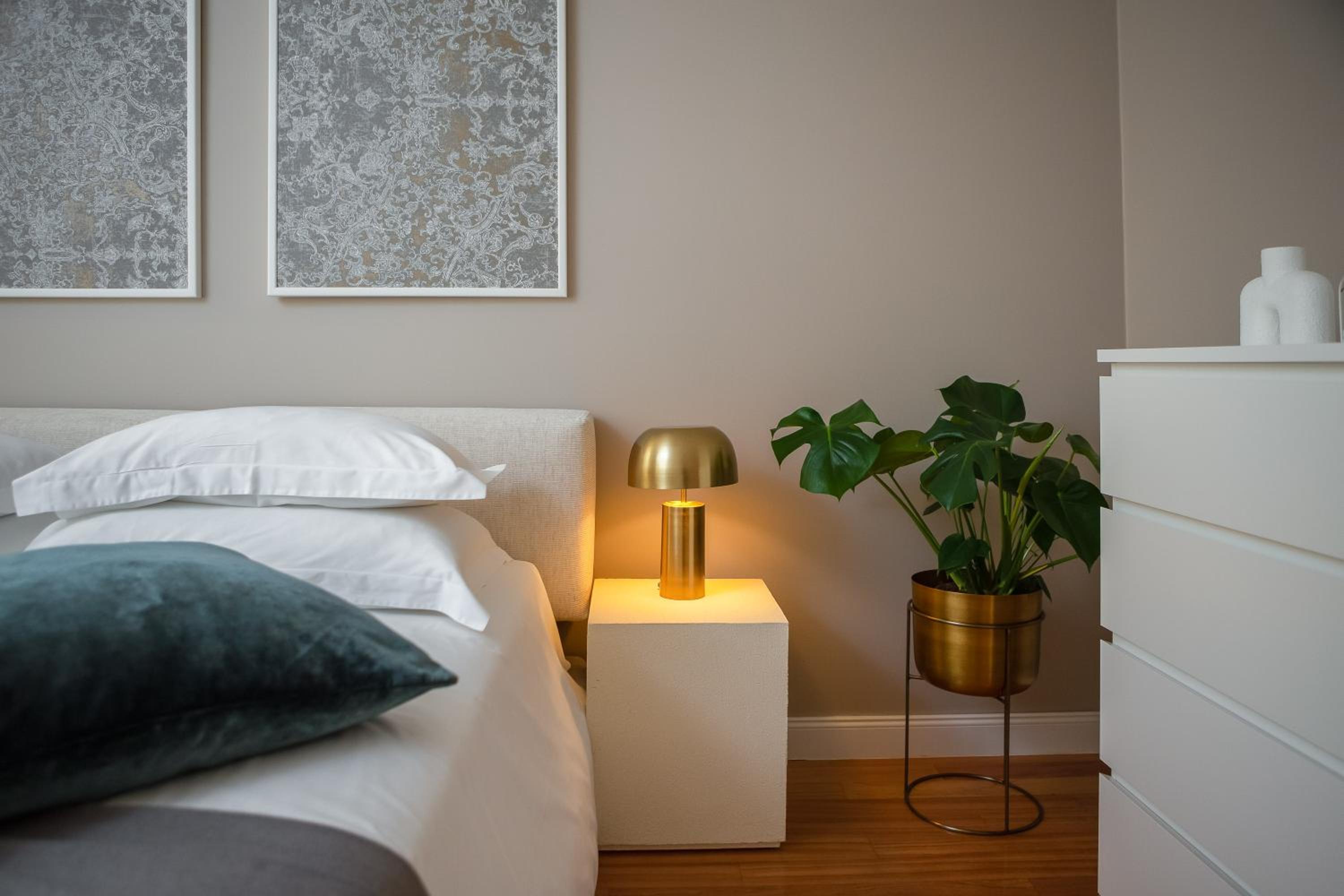 Royal palms luxury apartment photo 4