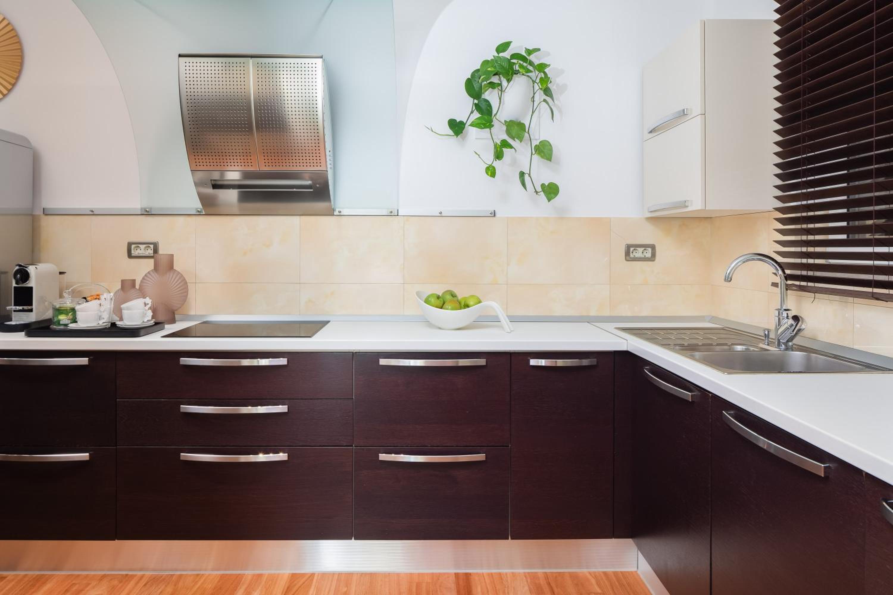 Royal palms luxury apartment en Split — kitchen