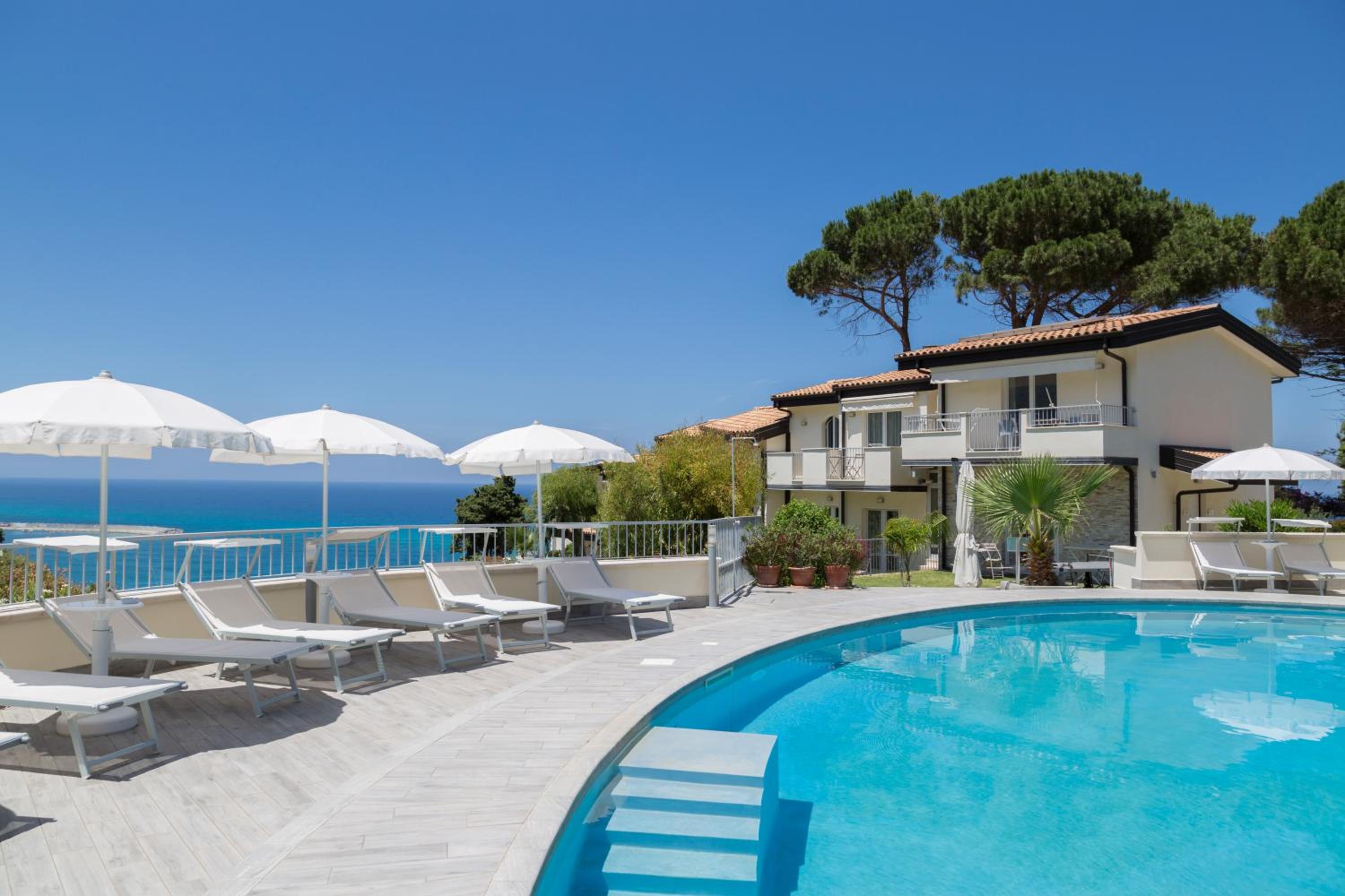 Borgo degli Dei - Affittacamere Poseidone photo 3