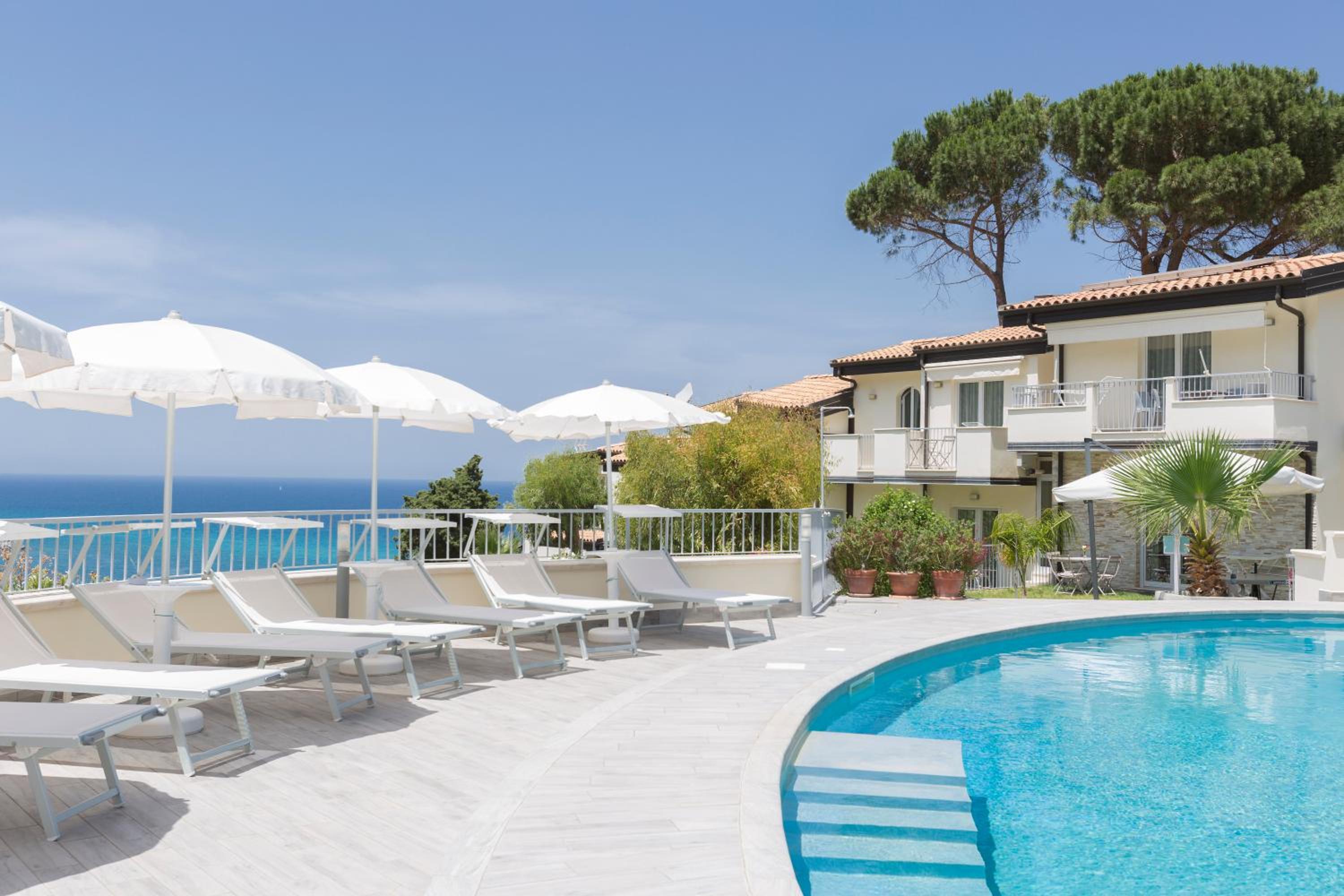 Borgo degli Dei - Affittacamere Poseidone photo 2