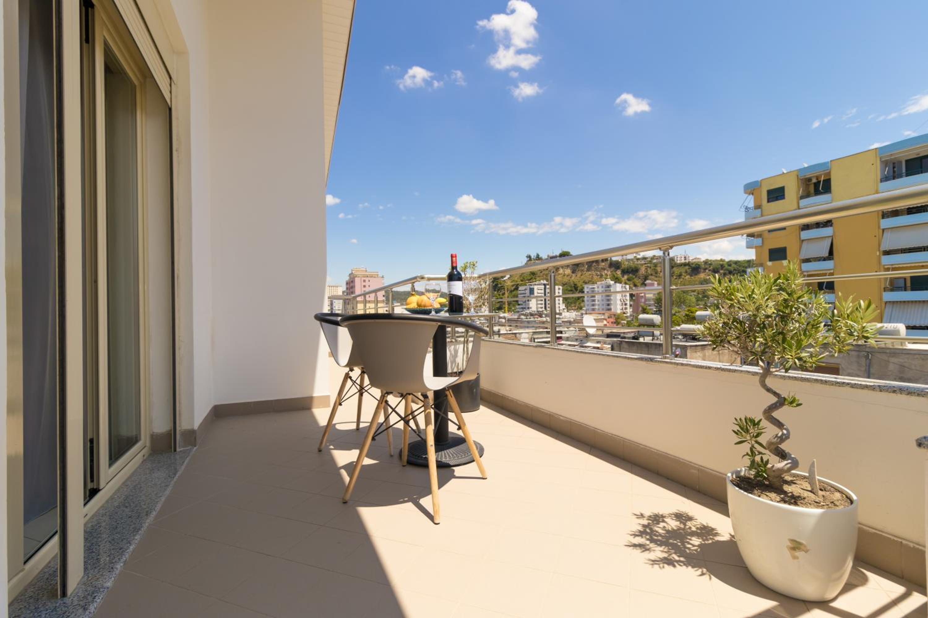 Nikaj Premium Apart-Hotel