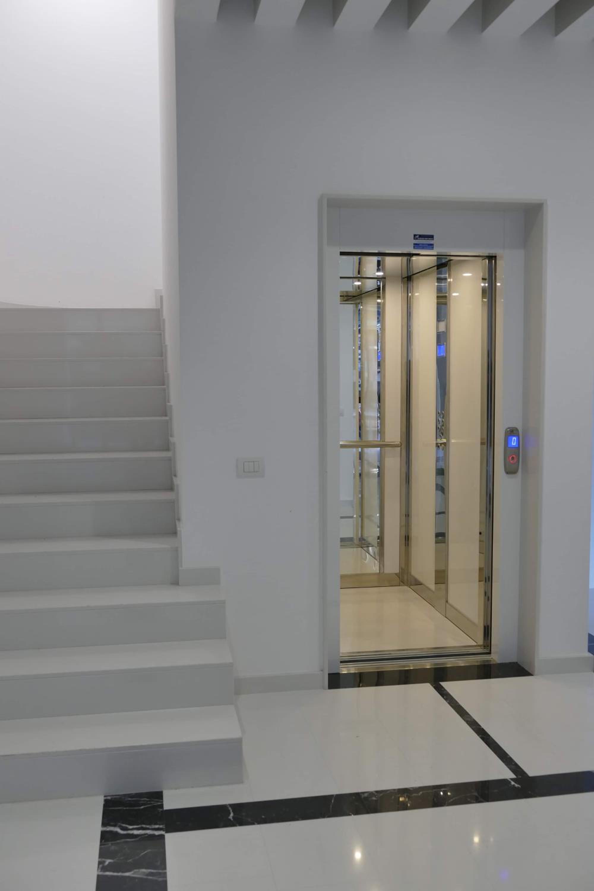 Central Modern Apartment Bari