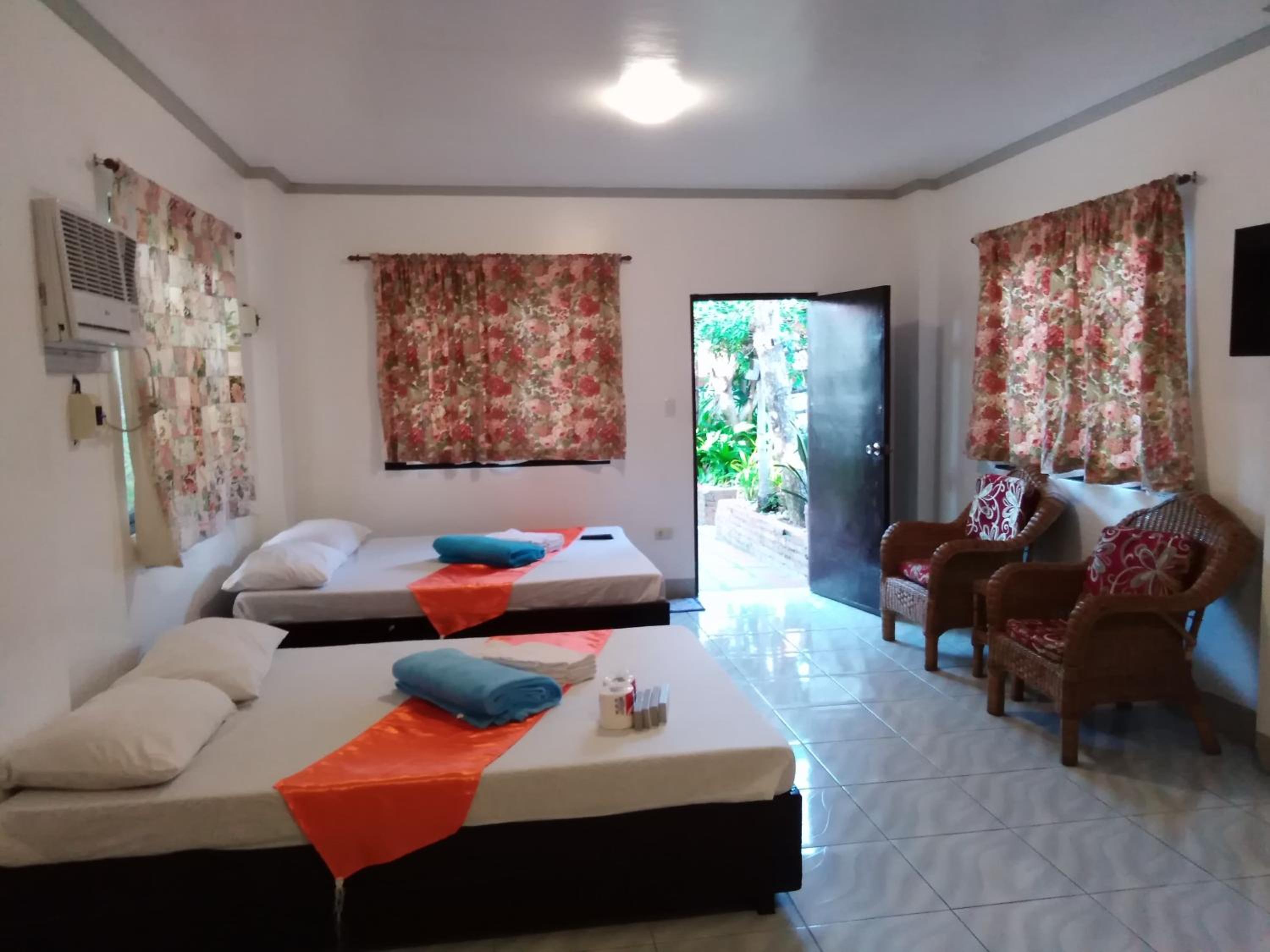 Isla Bonita Beach Resort, San Juan - 19