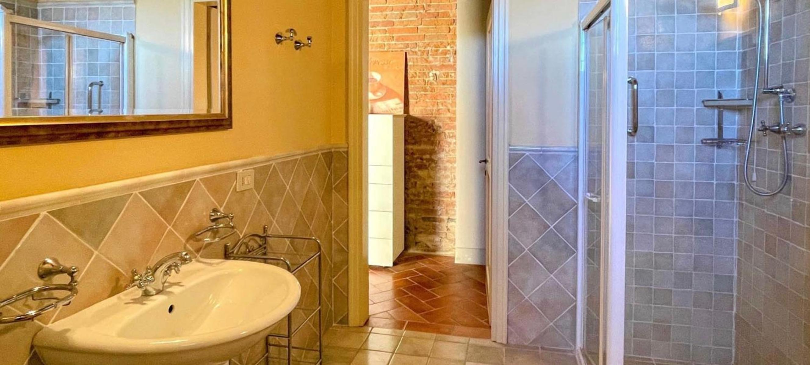Incantevole borgo con piscine