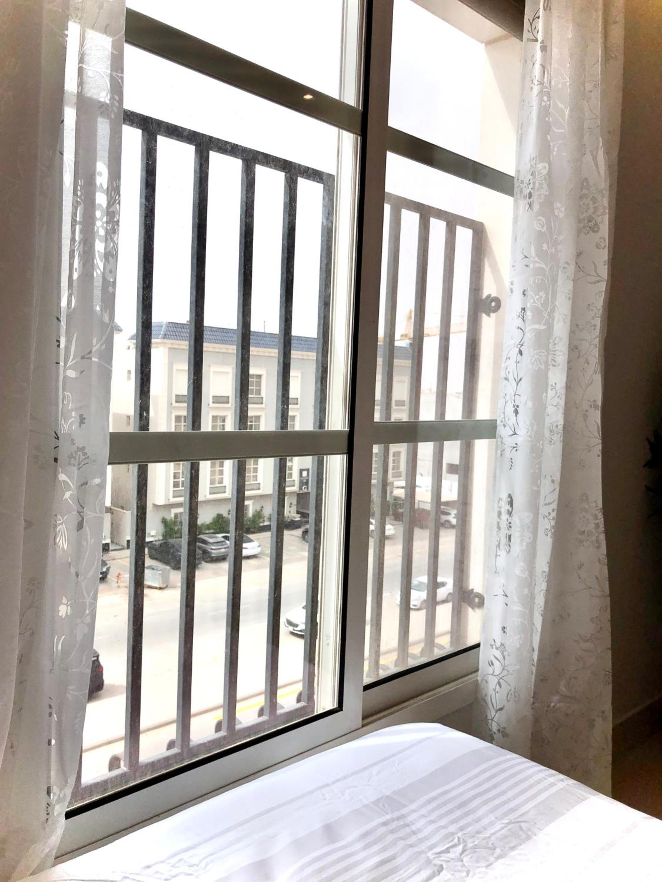 Al Majdiah 4-BD الماجدية ريزدينس شقة 4 غرف مطلّة - القيروان