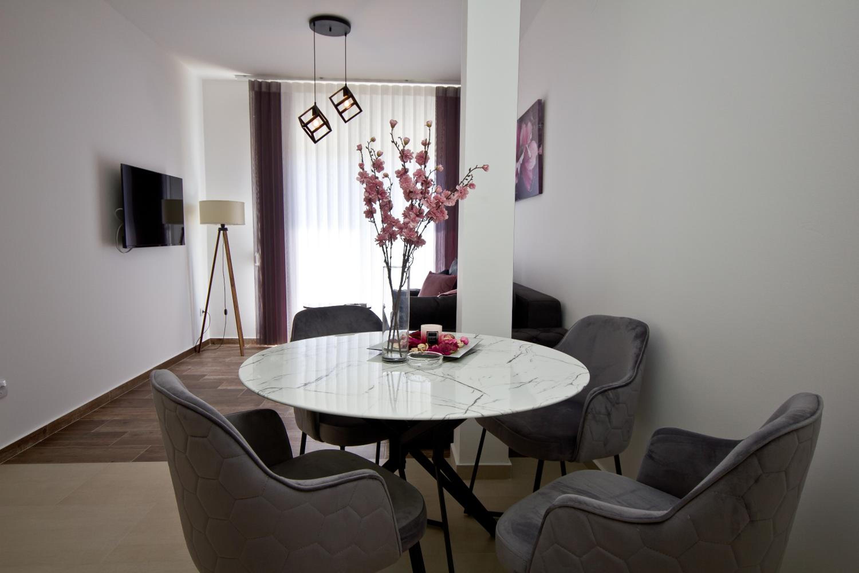 IgMAN apartments Tivat