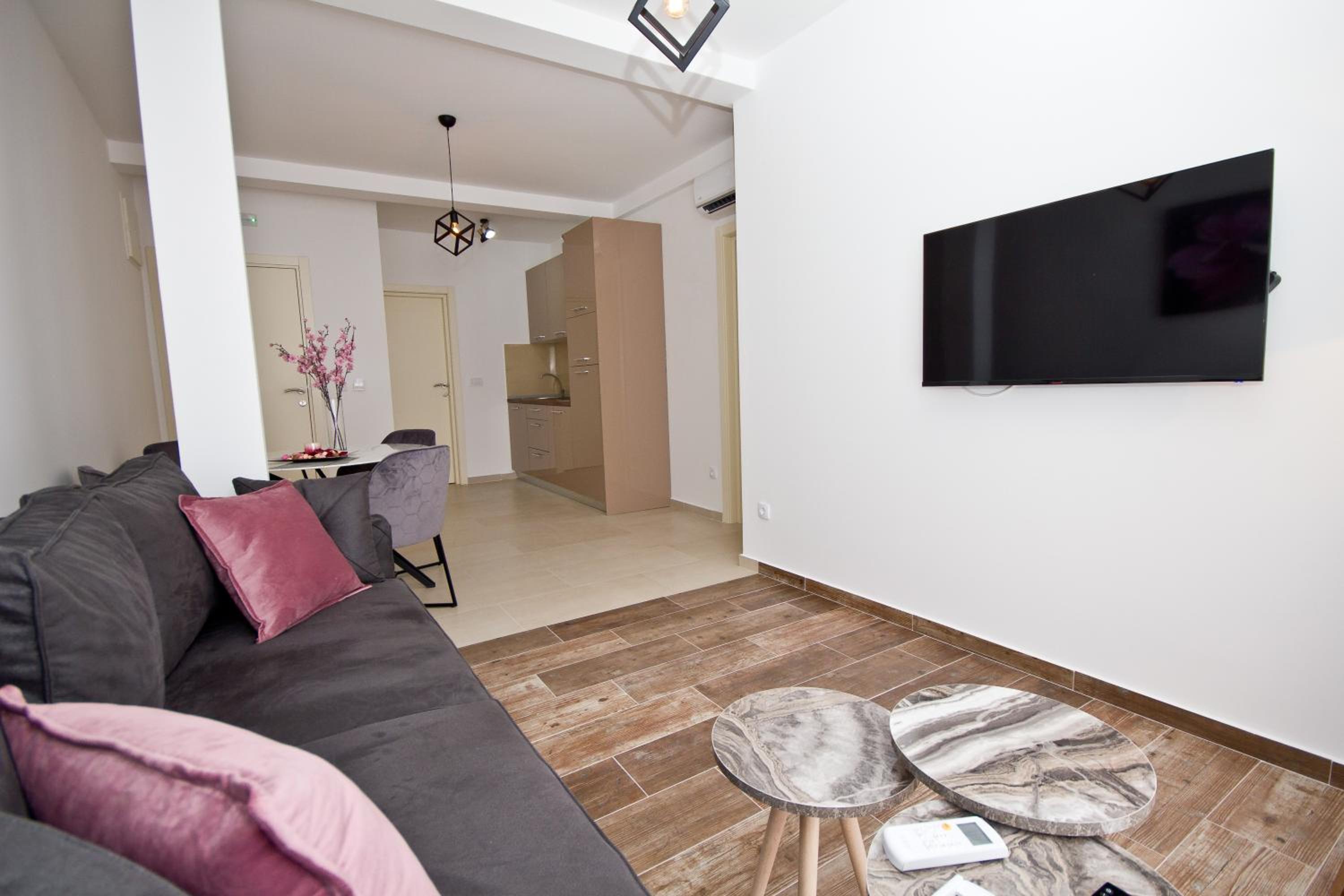 IgMAN apartments Tivat