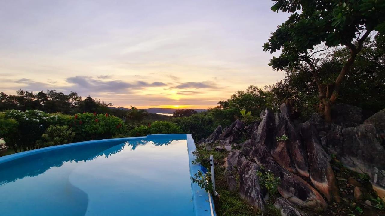CASA DE CAMPO SENHORA SANTANA