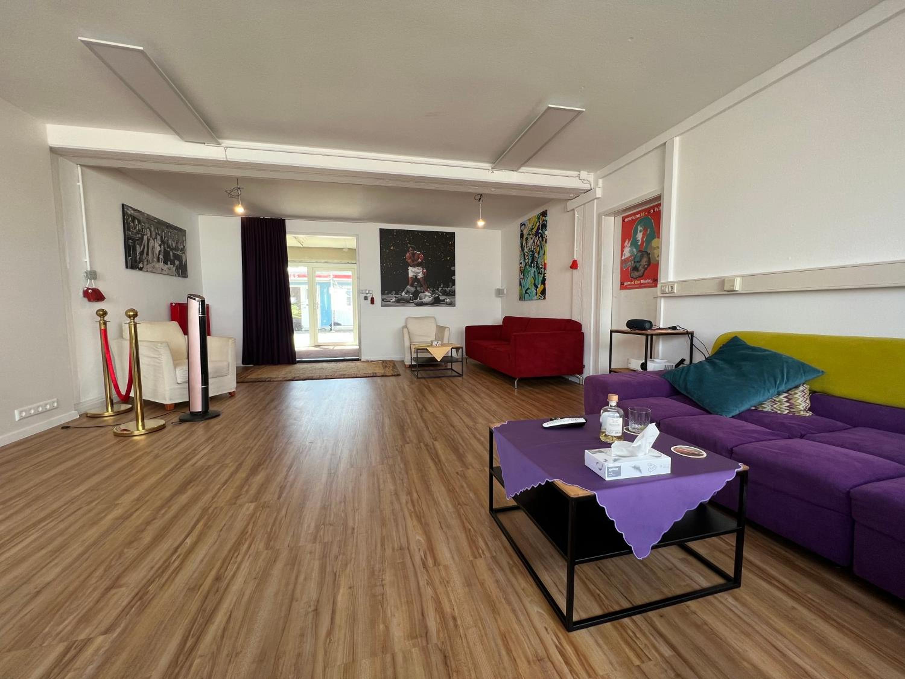 lounge