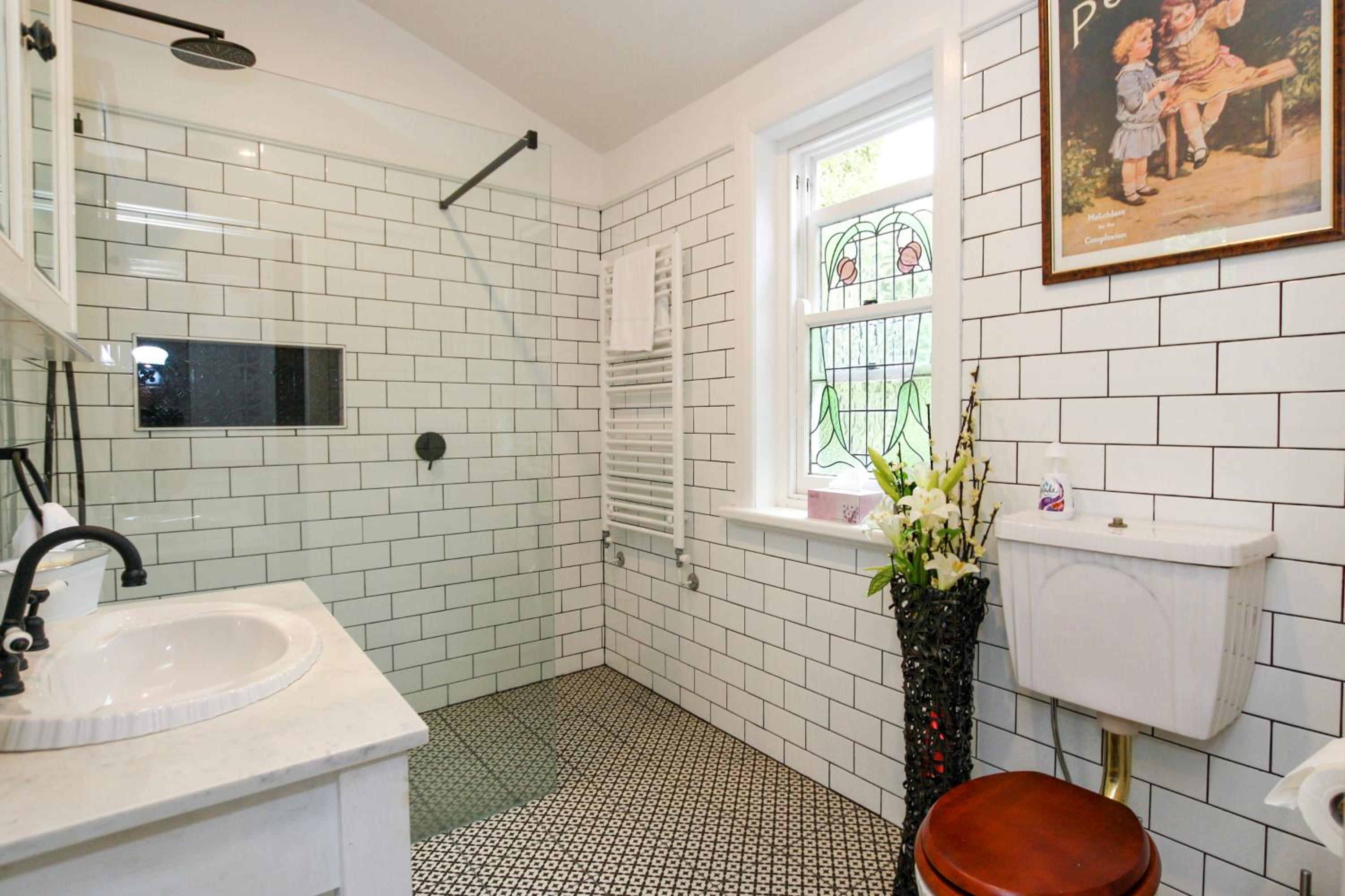 Vintage Charm On St Leonards