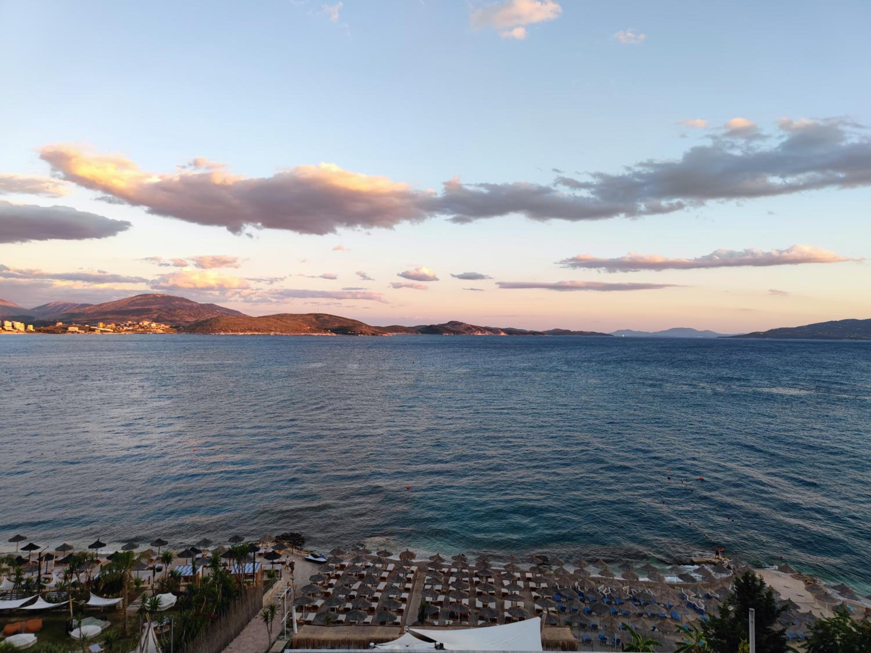 Aria Seaview Apartments