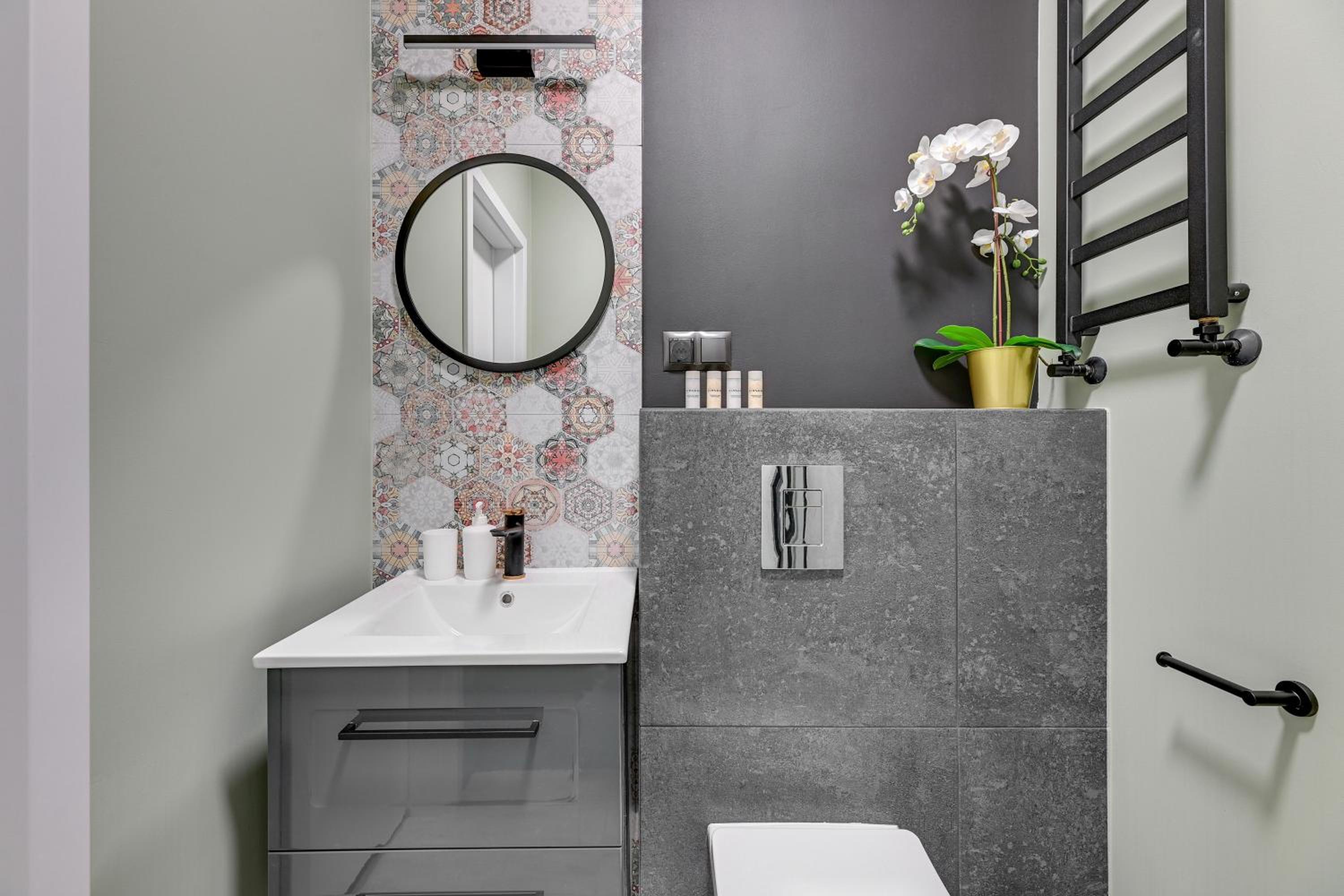 City Center Garden Gates Boutique by Downtown Apartments